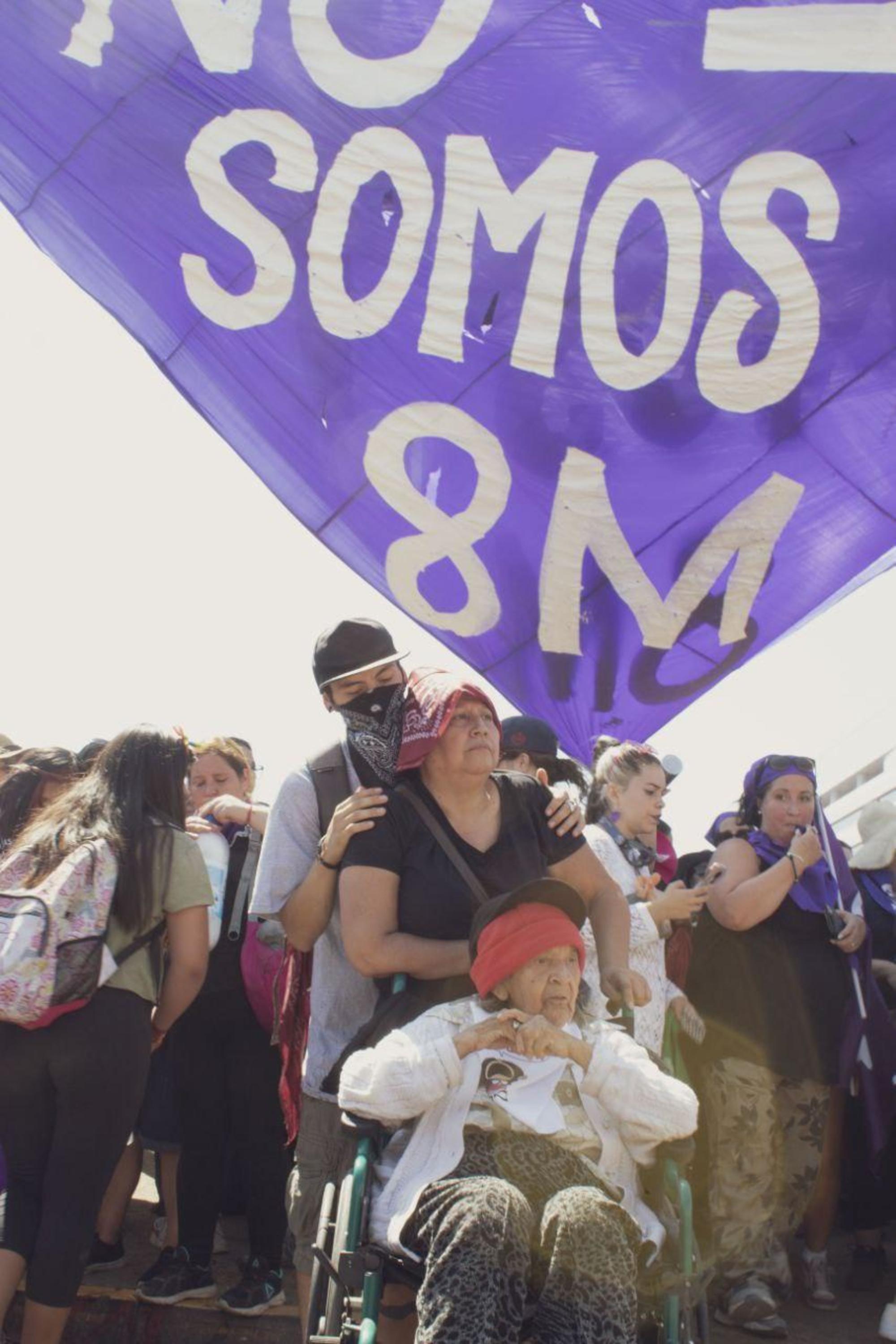 Manifestantes en Chile el 8 de marzo