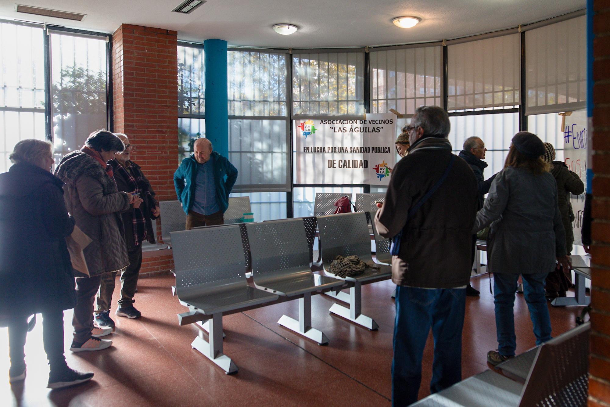 Ocupación Centro de Salud Las Aguilas - 13