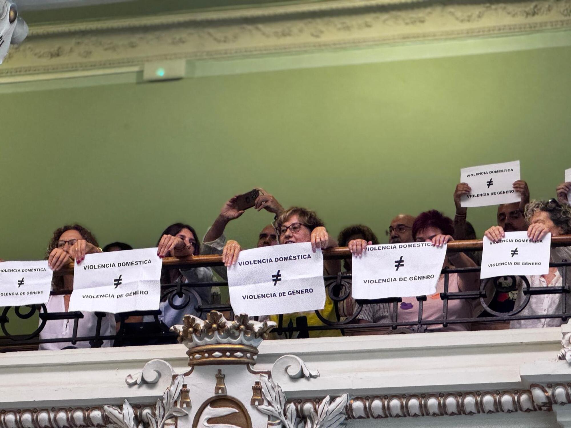 Activistas Pleno Valladolid