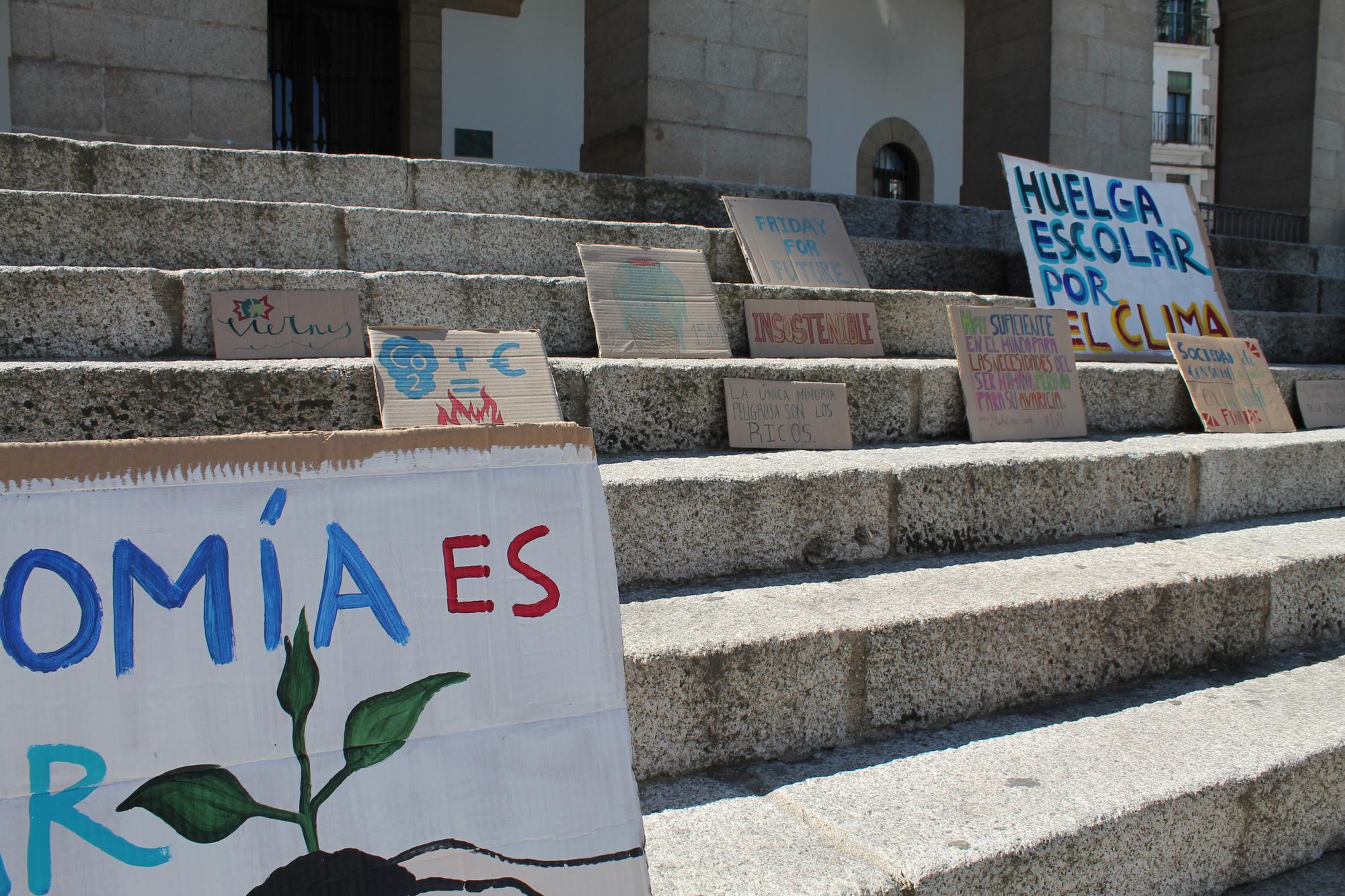 Huelga estudiantes clima Cáceres