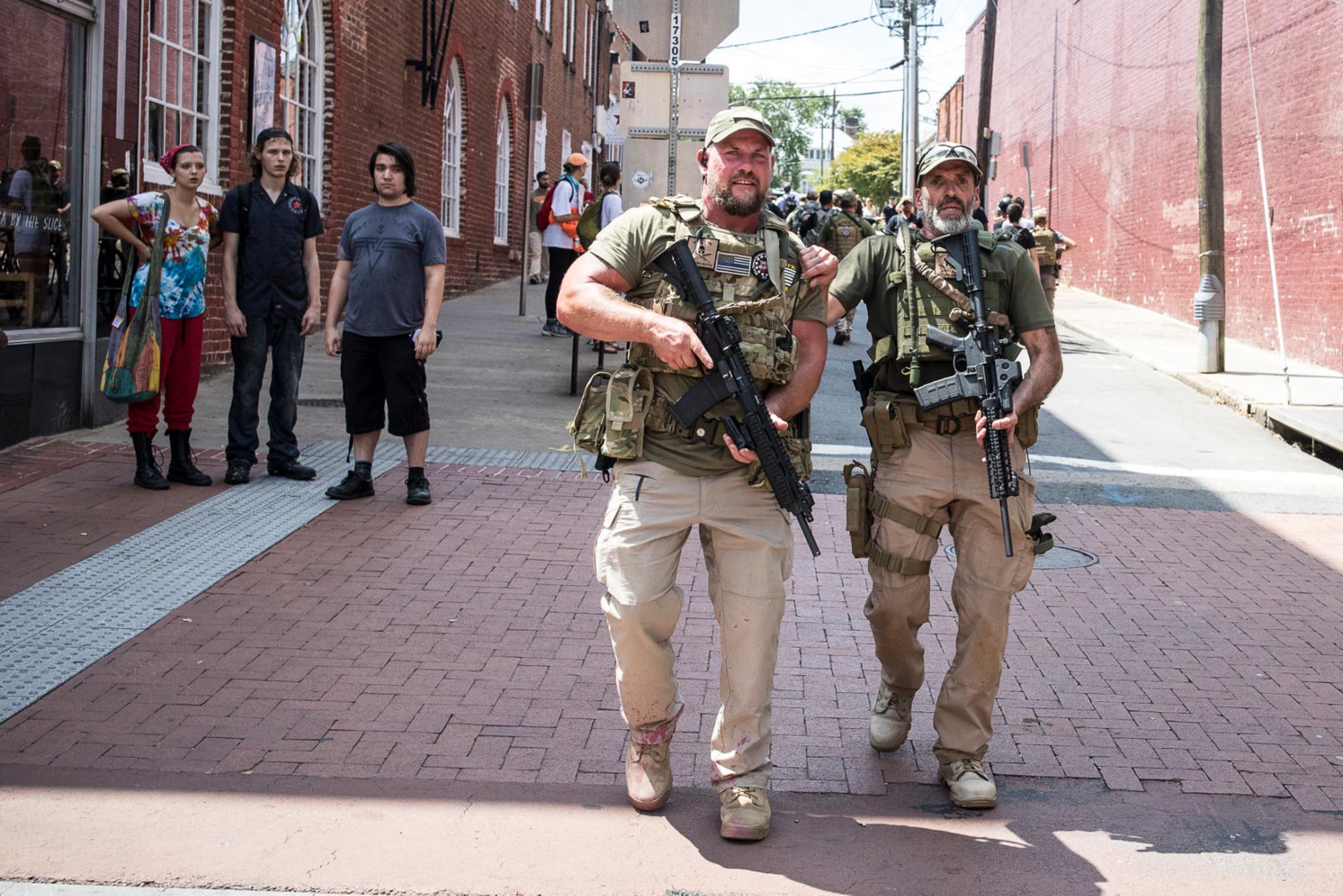 milicianos de extrema derecha Charlottesville