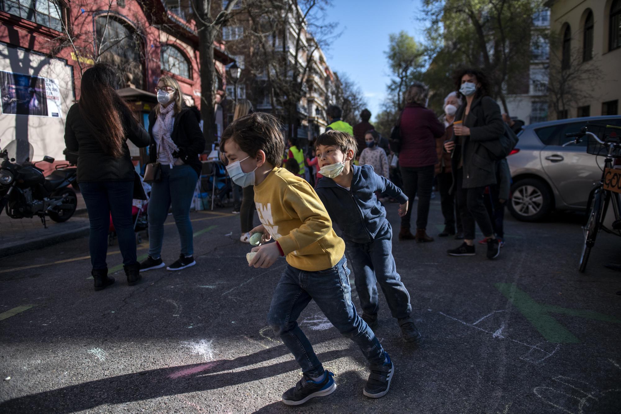 Colegios revuelta contra los coches - 24