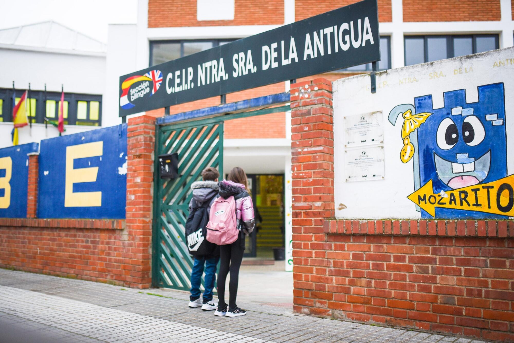 Colegio Mérida foto recurso