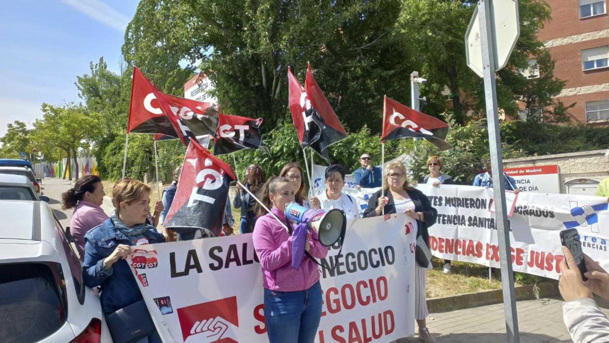 Protesta frente a una residencia gestionada por Mensajeros de la Paz - 3