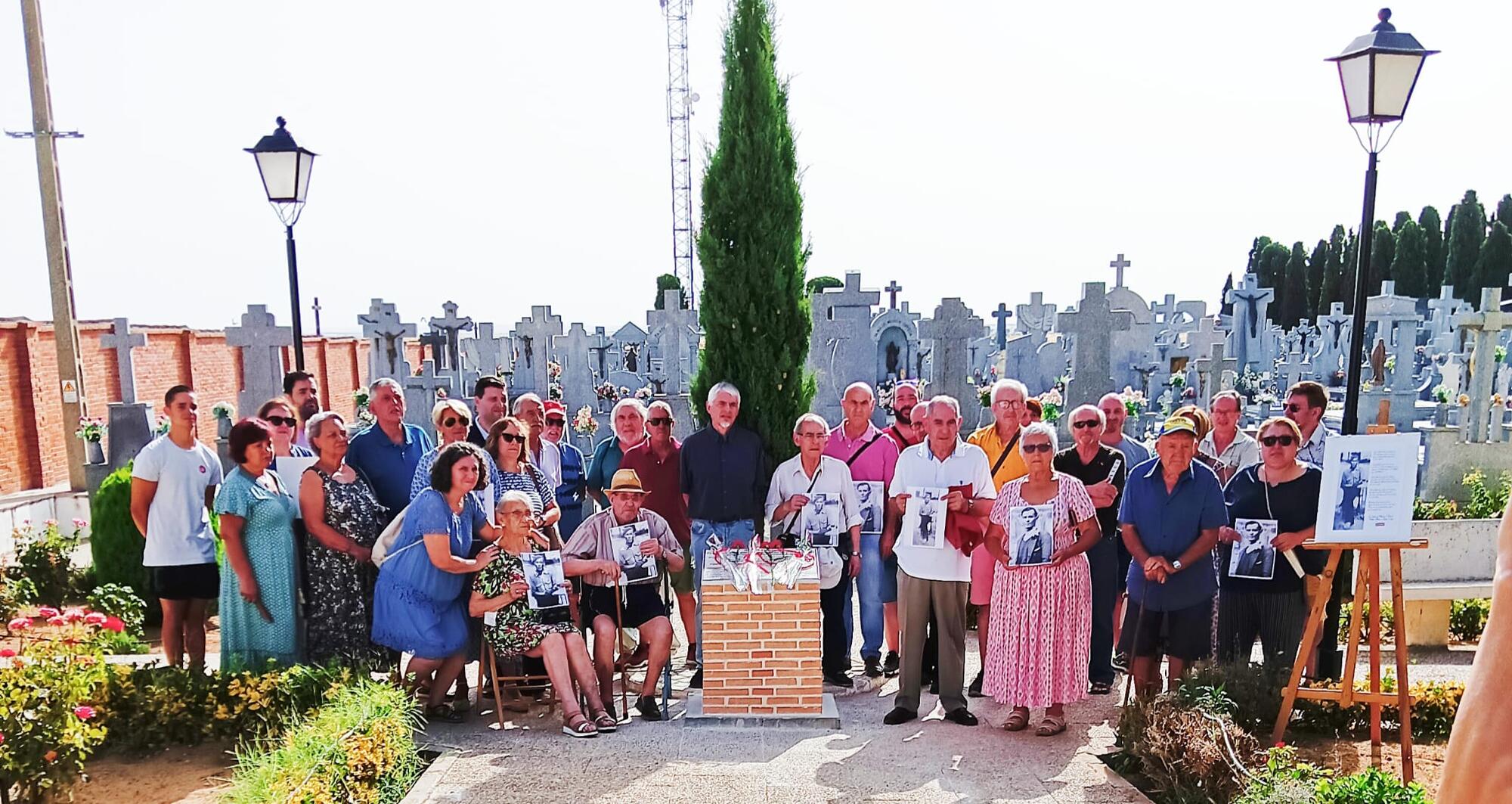 Mariano Álvarez Escobar homenaje