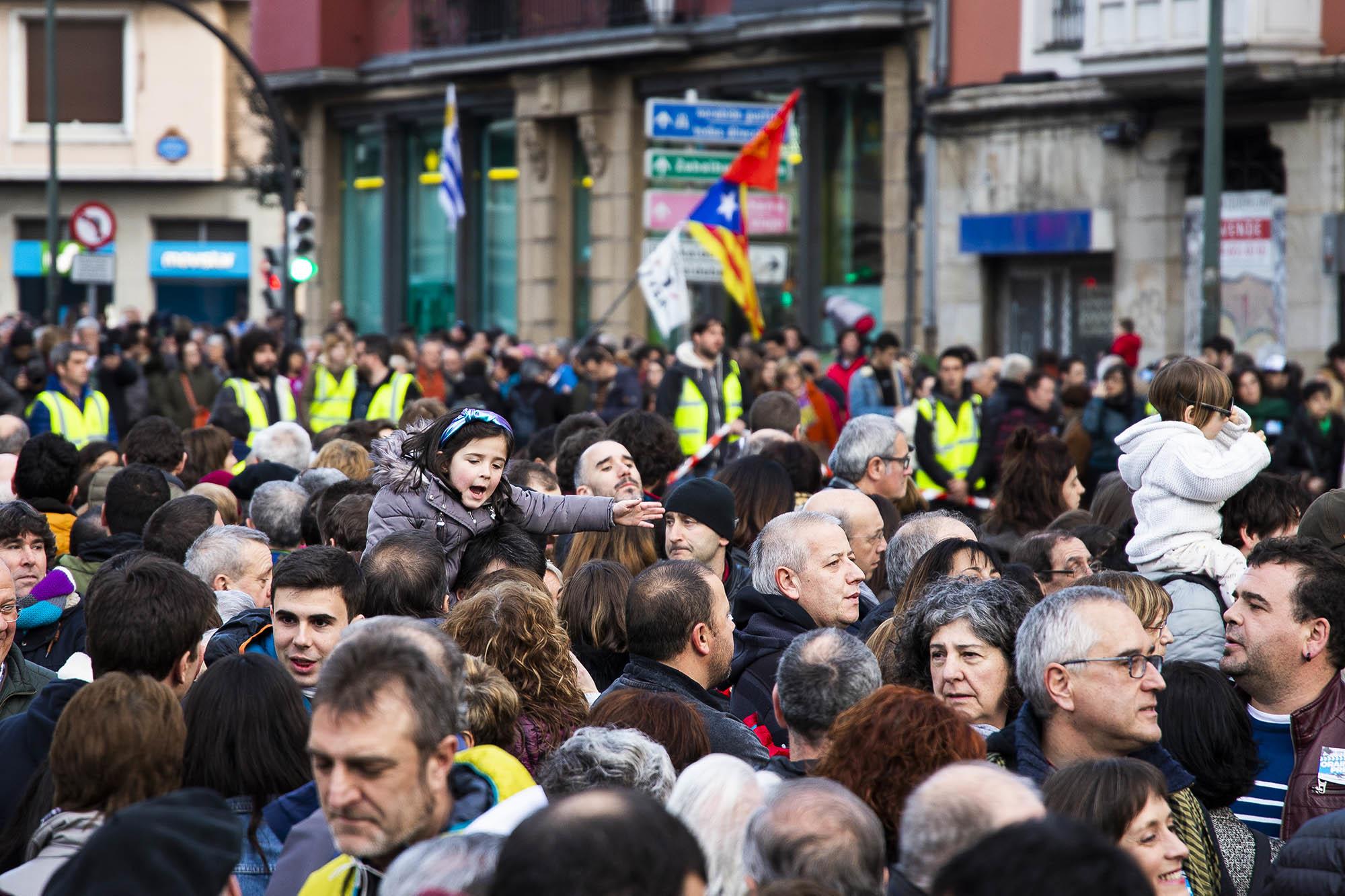 Movimiento contra la dispersión de presos de ETA. - 6