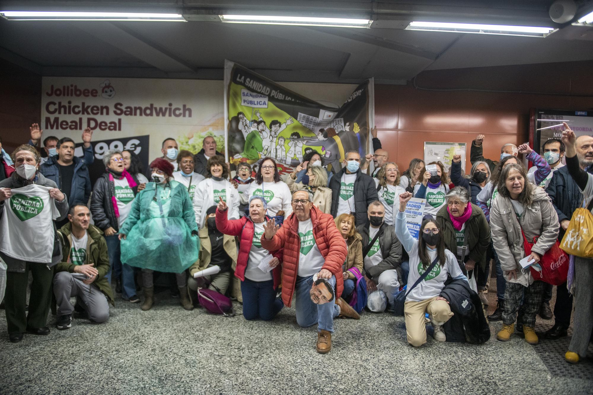 Acción metro sanidad pública 3