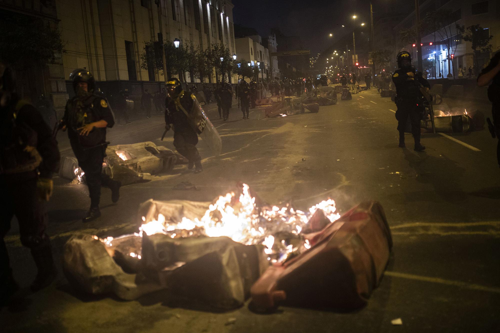 Protestas Autogolpe Perú - 11