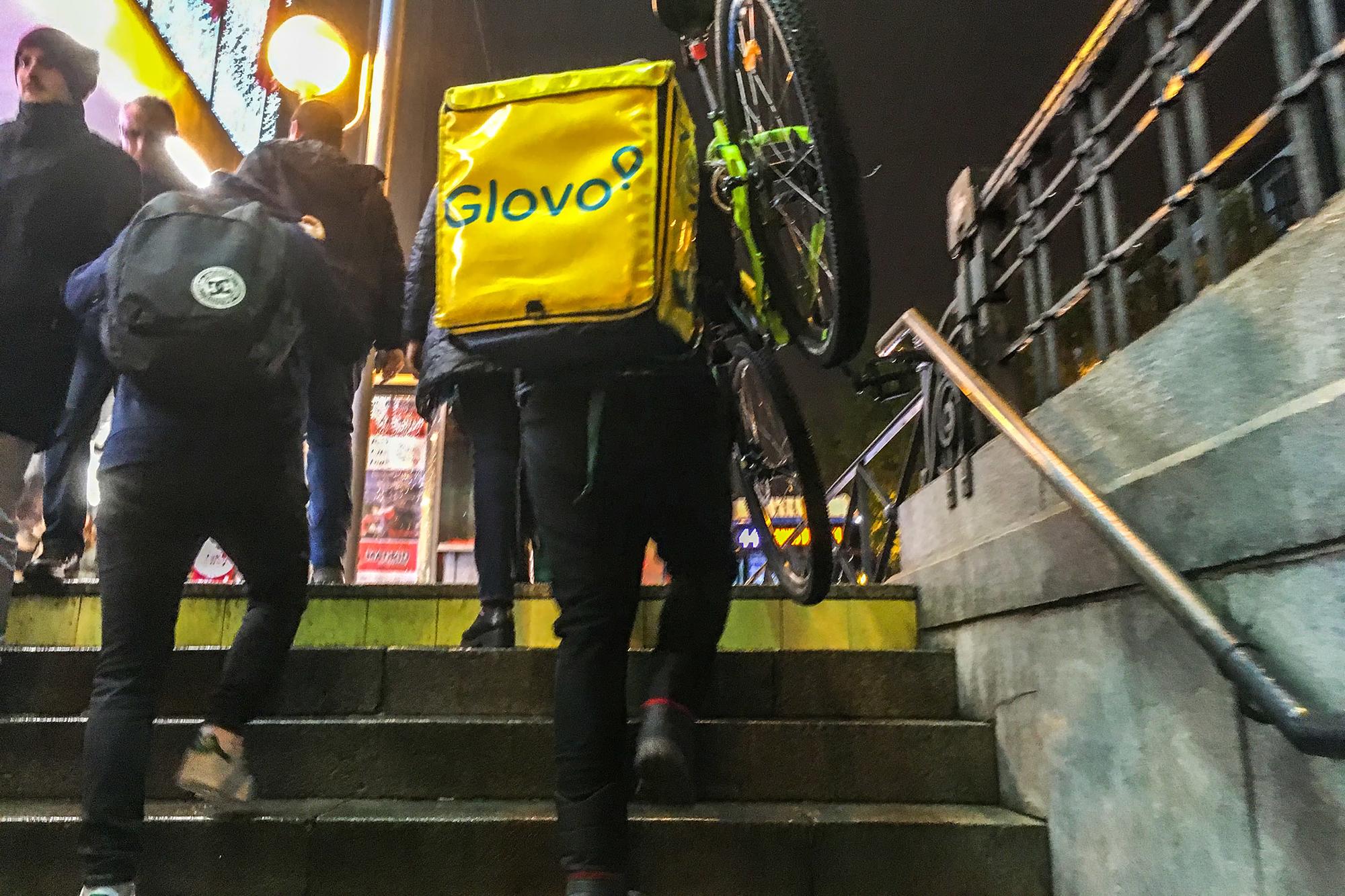 Glovo Metro trabajador