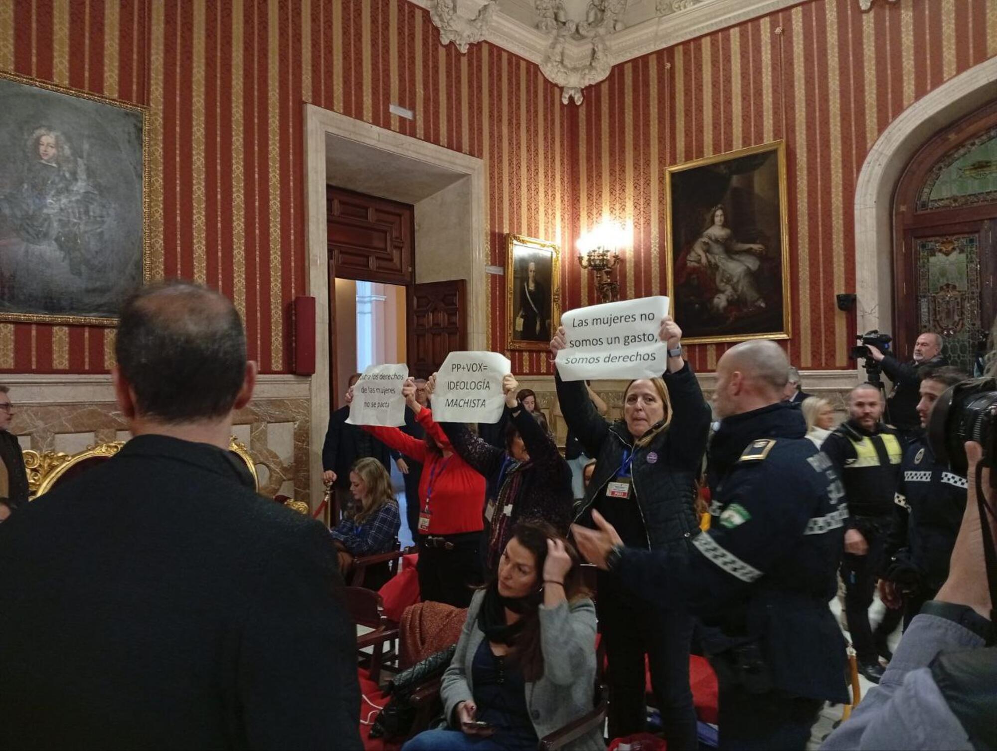 Presupuestos Sevilla protesta