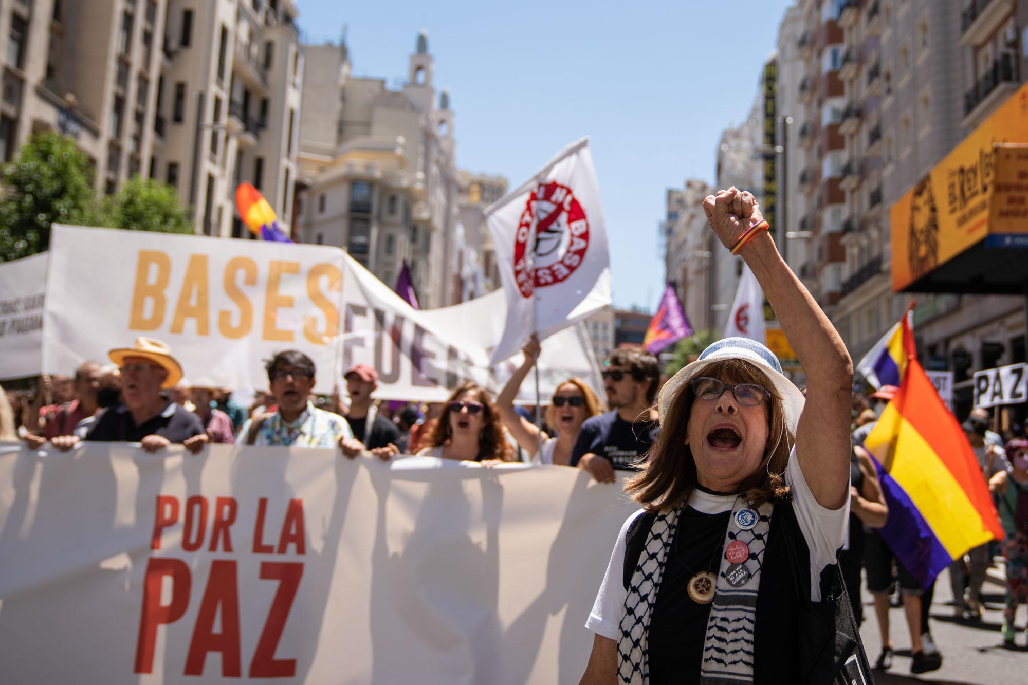 Manifestación contra la cumbre de la OTAN en Madrid - 12