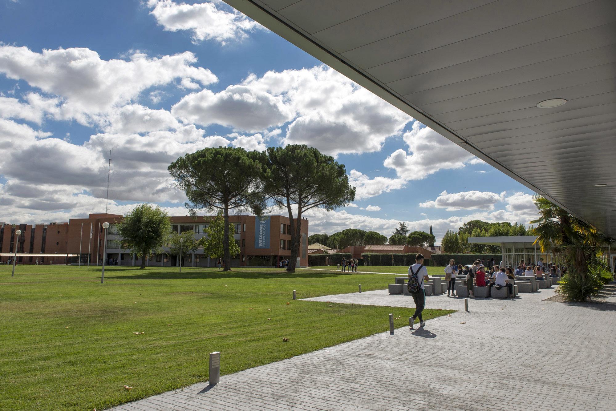 Universidad Camilo José Cela