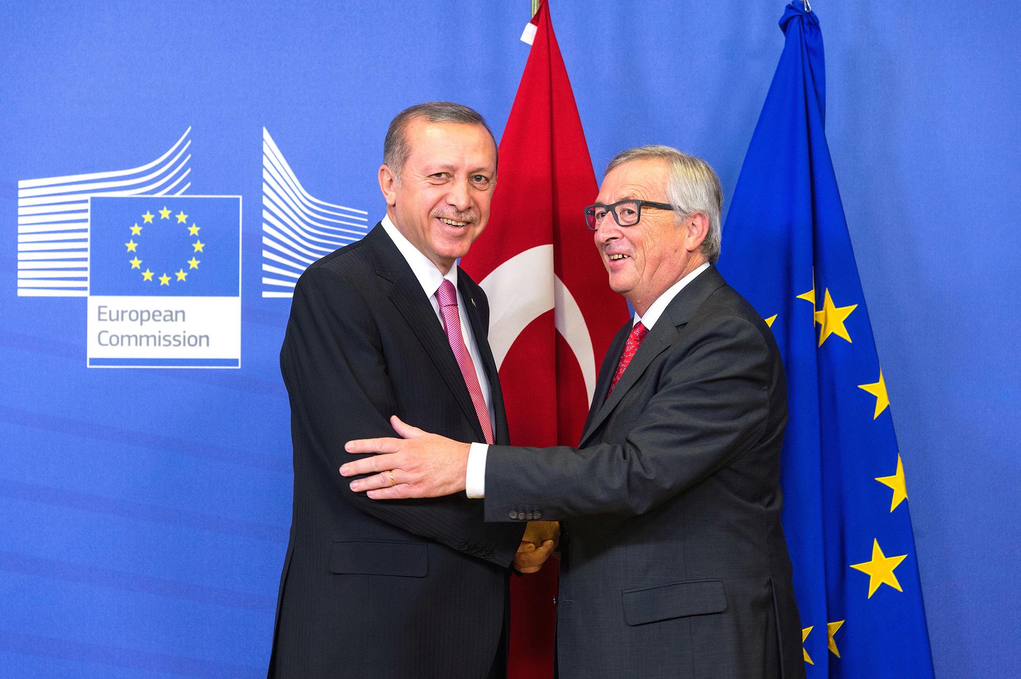 Erdogan y Juncker en Berlín refugiados sirios