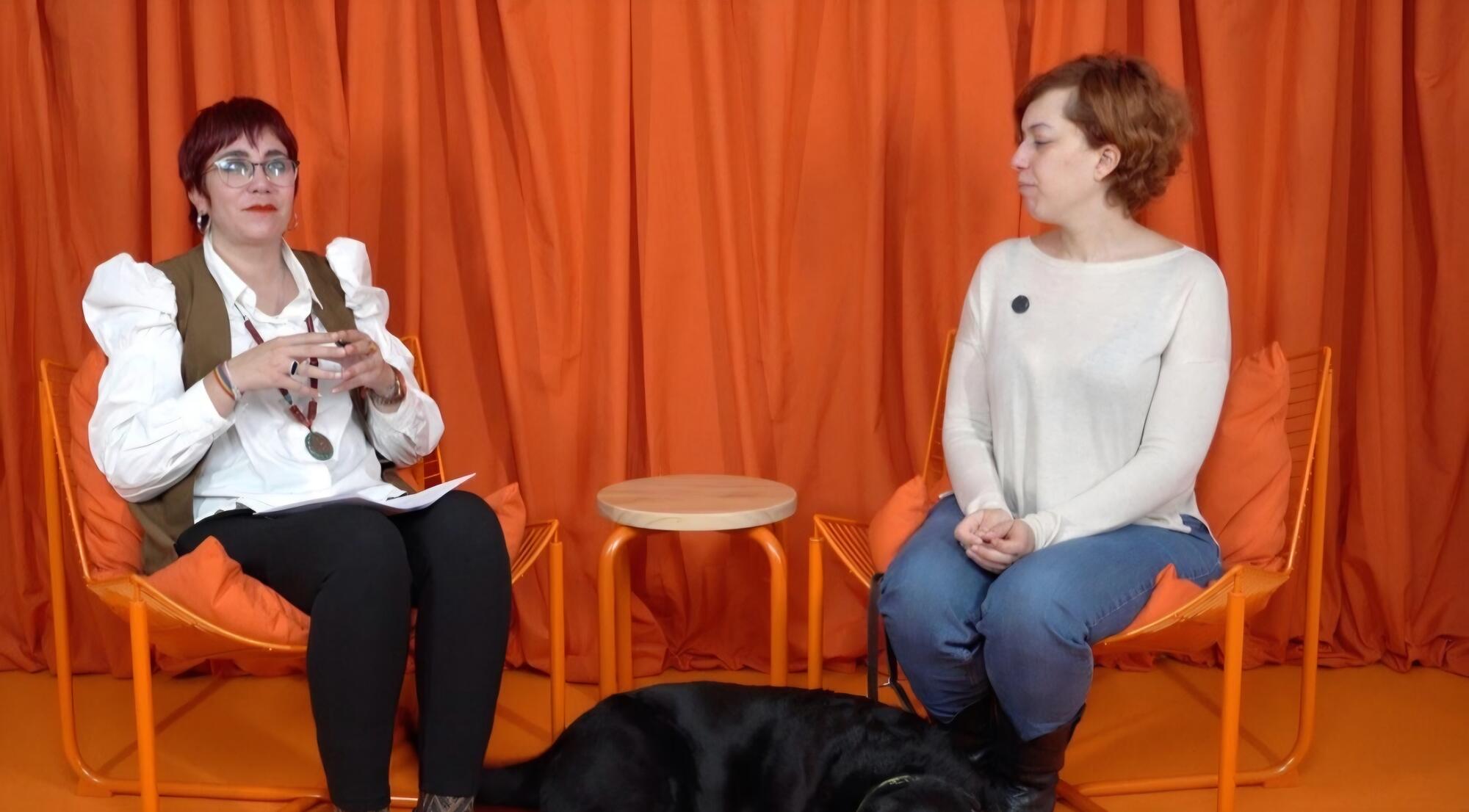 Ángeles Blanco y Artemisa Martínez 