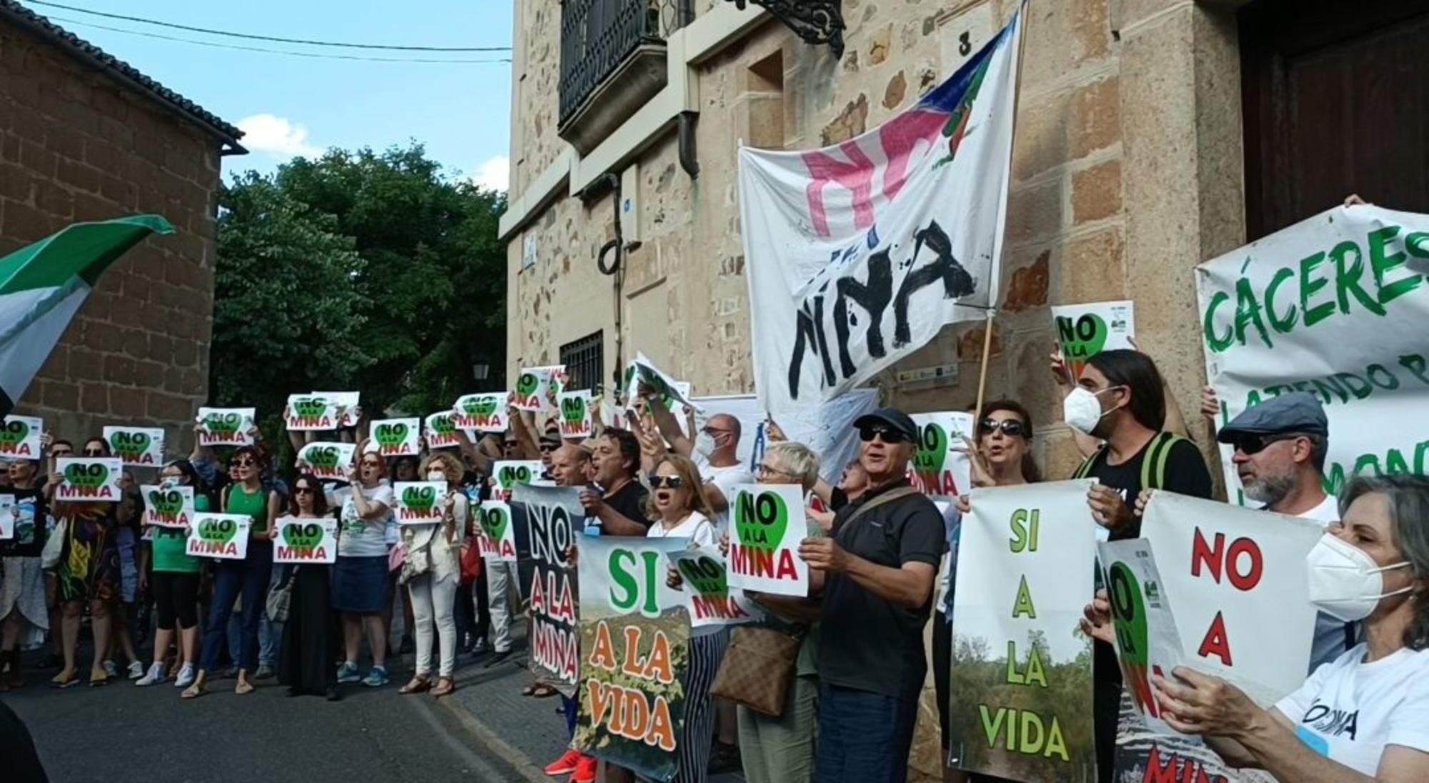 No a la mina en Cáceres 2