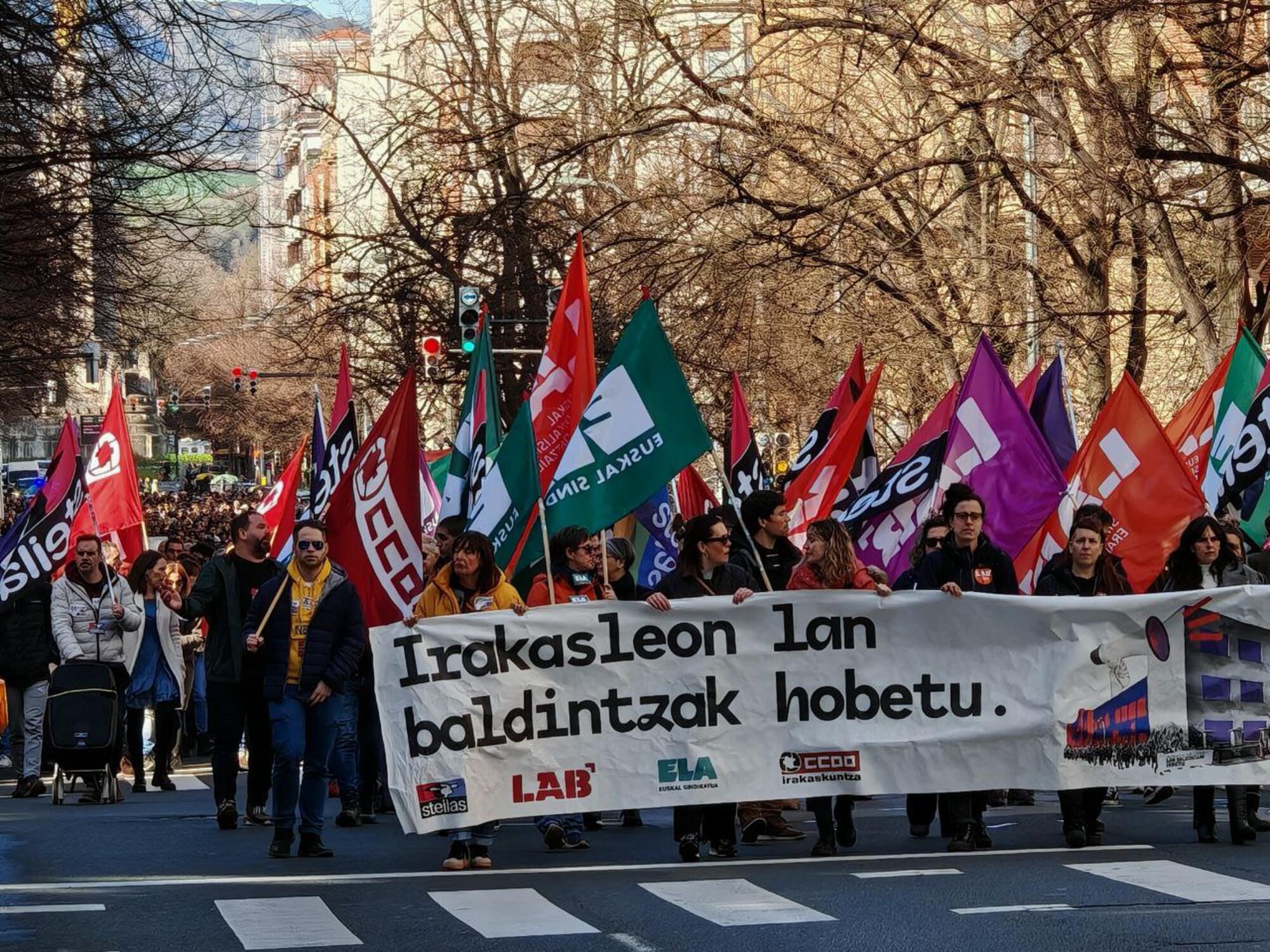 Huelga unitaria en educación vasca