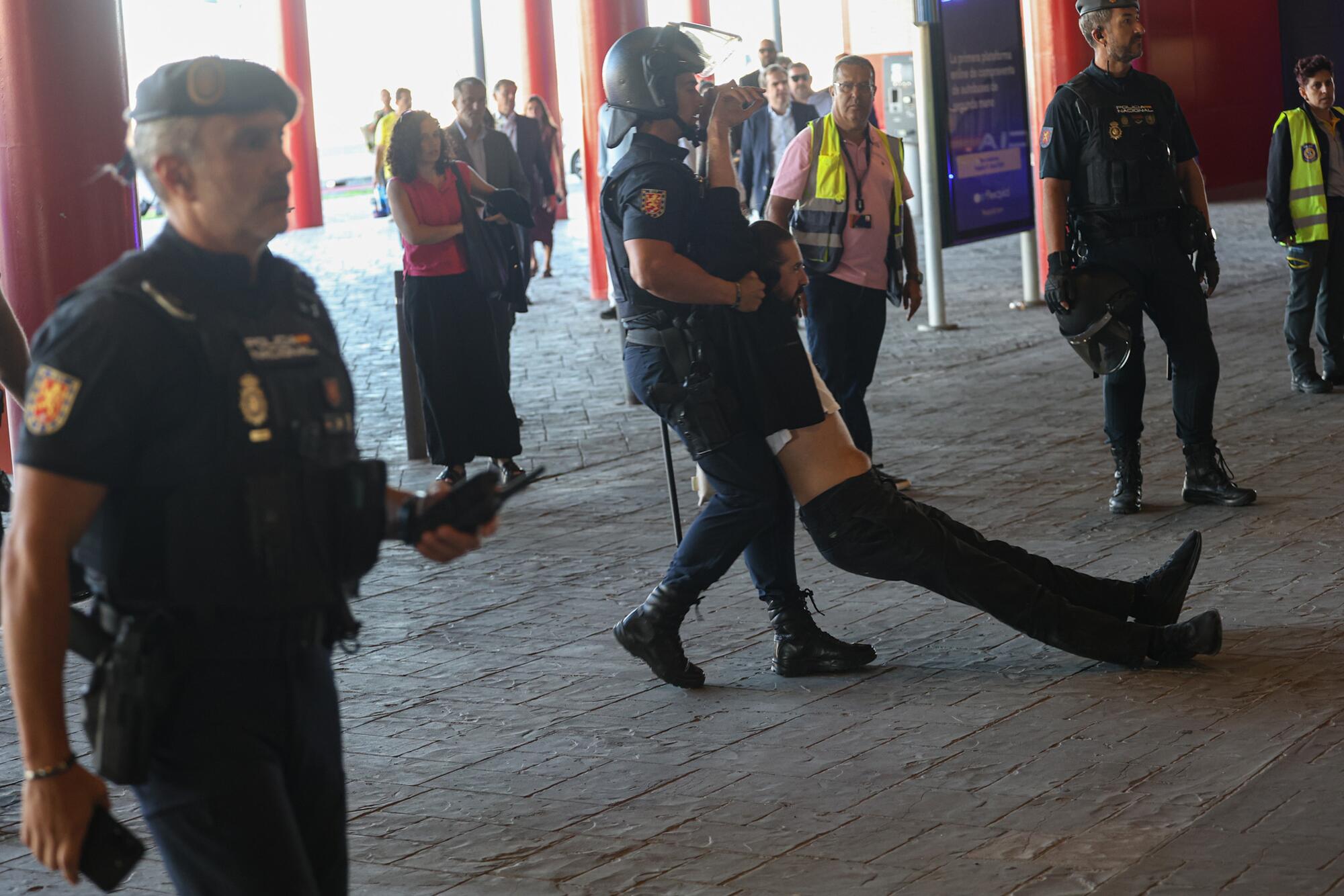 Protesta feria The District - 5
