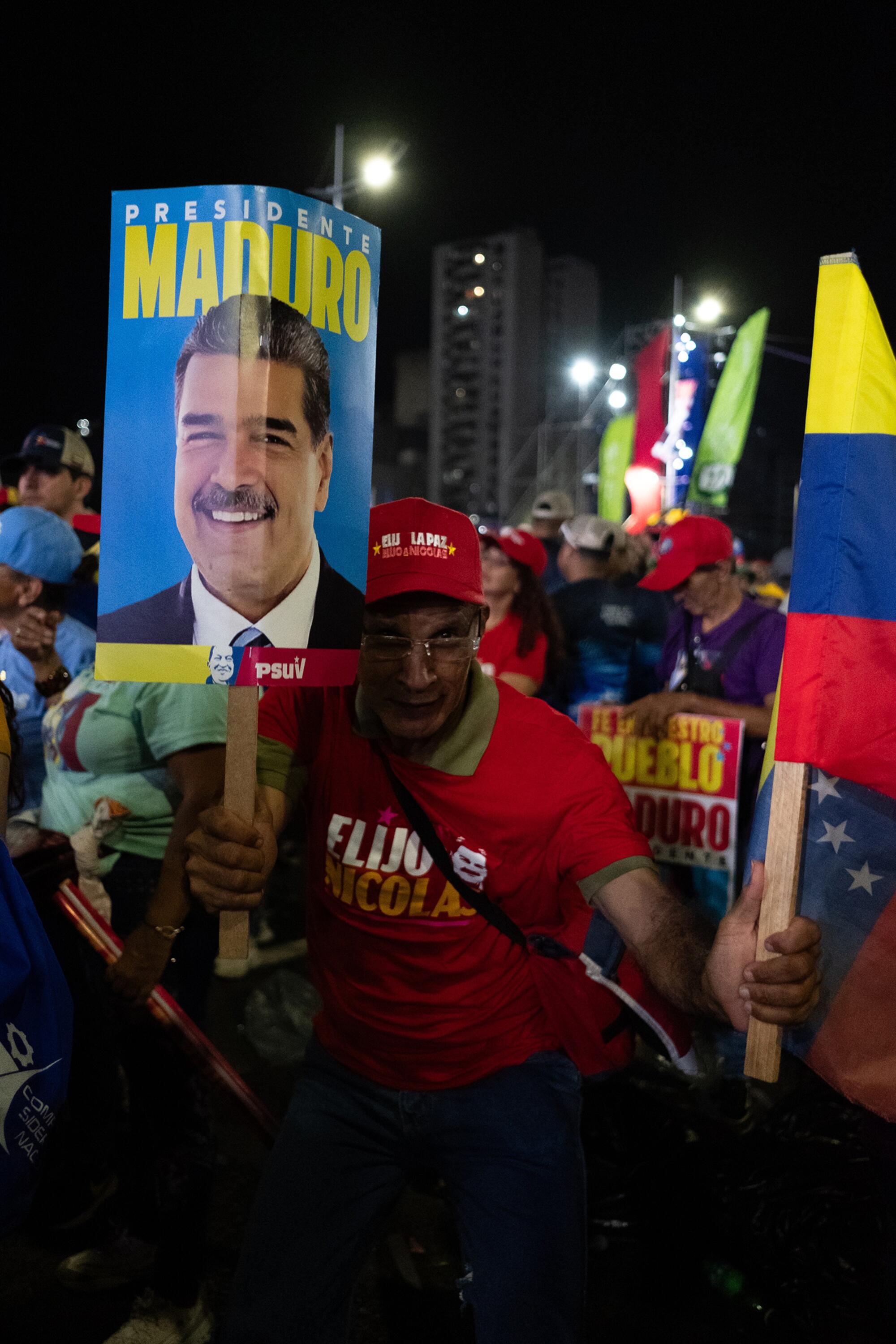 Mitin de cierre de campaña del PSUV en Caracas el jueves 25 de julio.