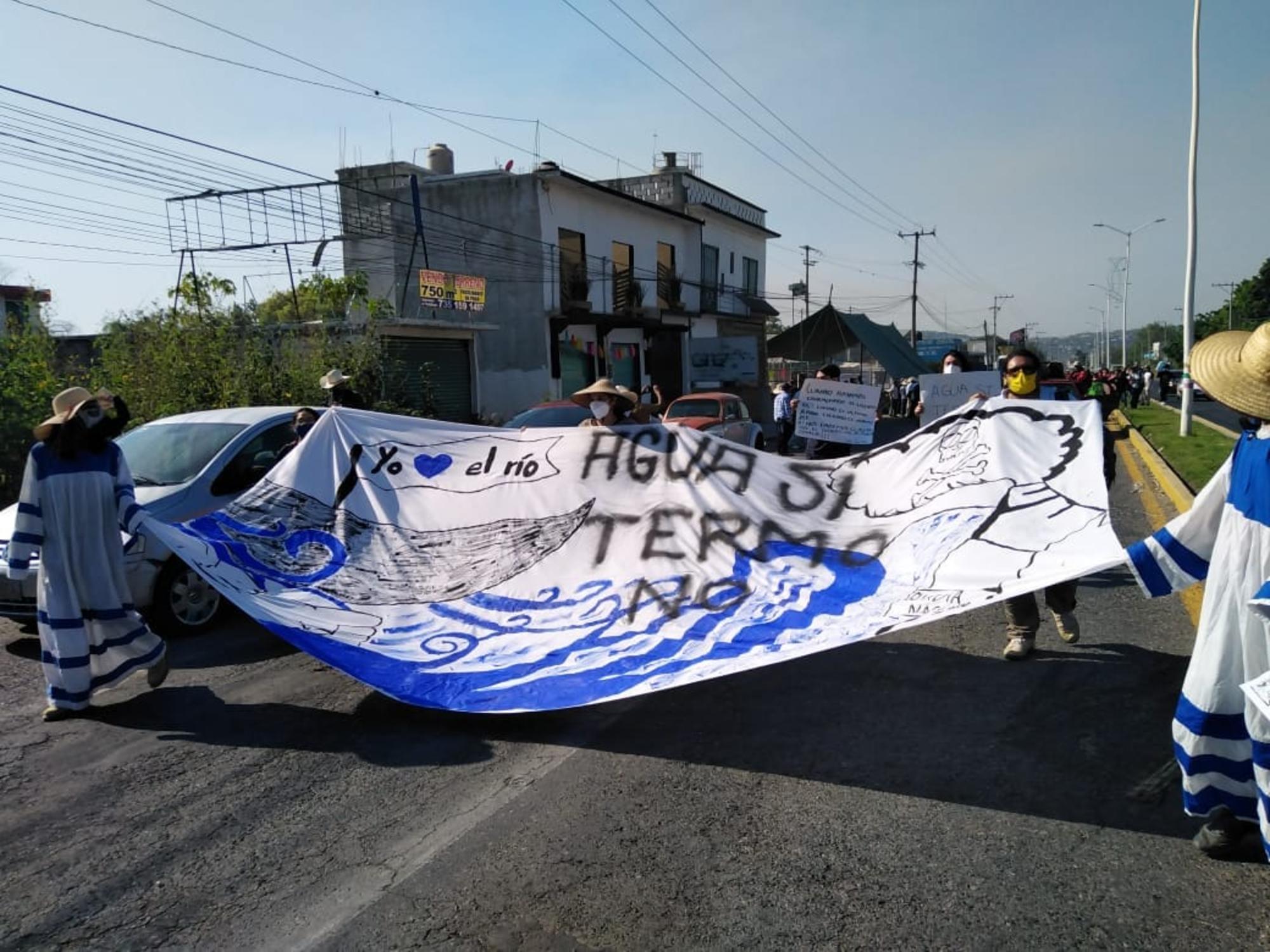 Marcha contra Proyecto Integral Morelos 2
