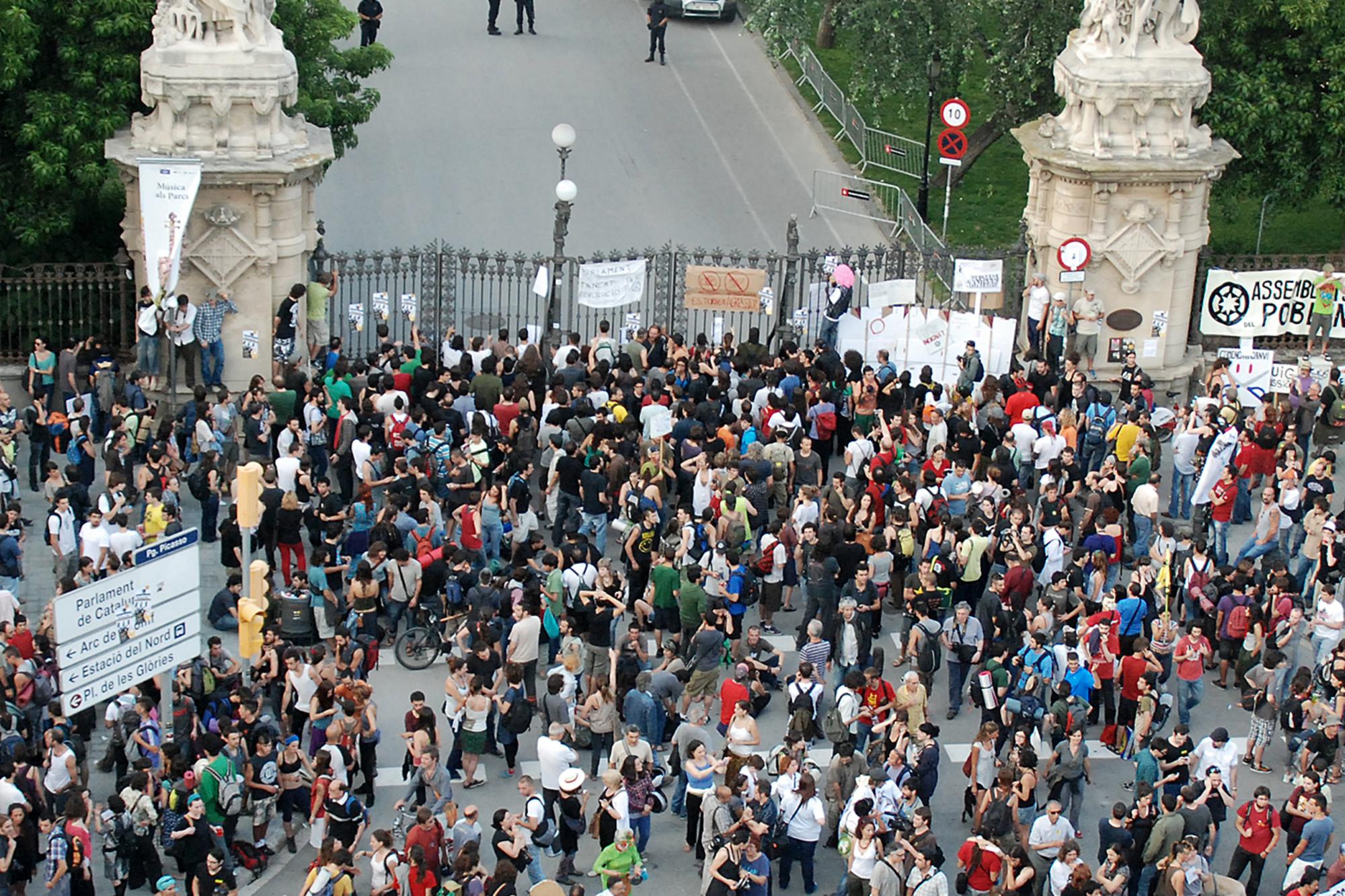 Aturem el Parlament Robert Bonet