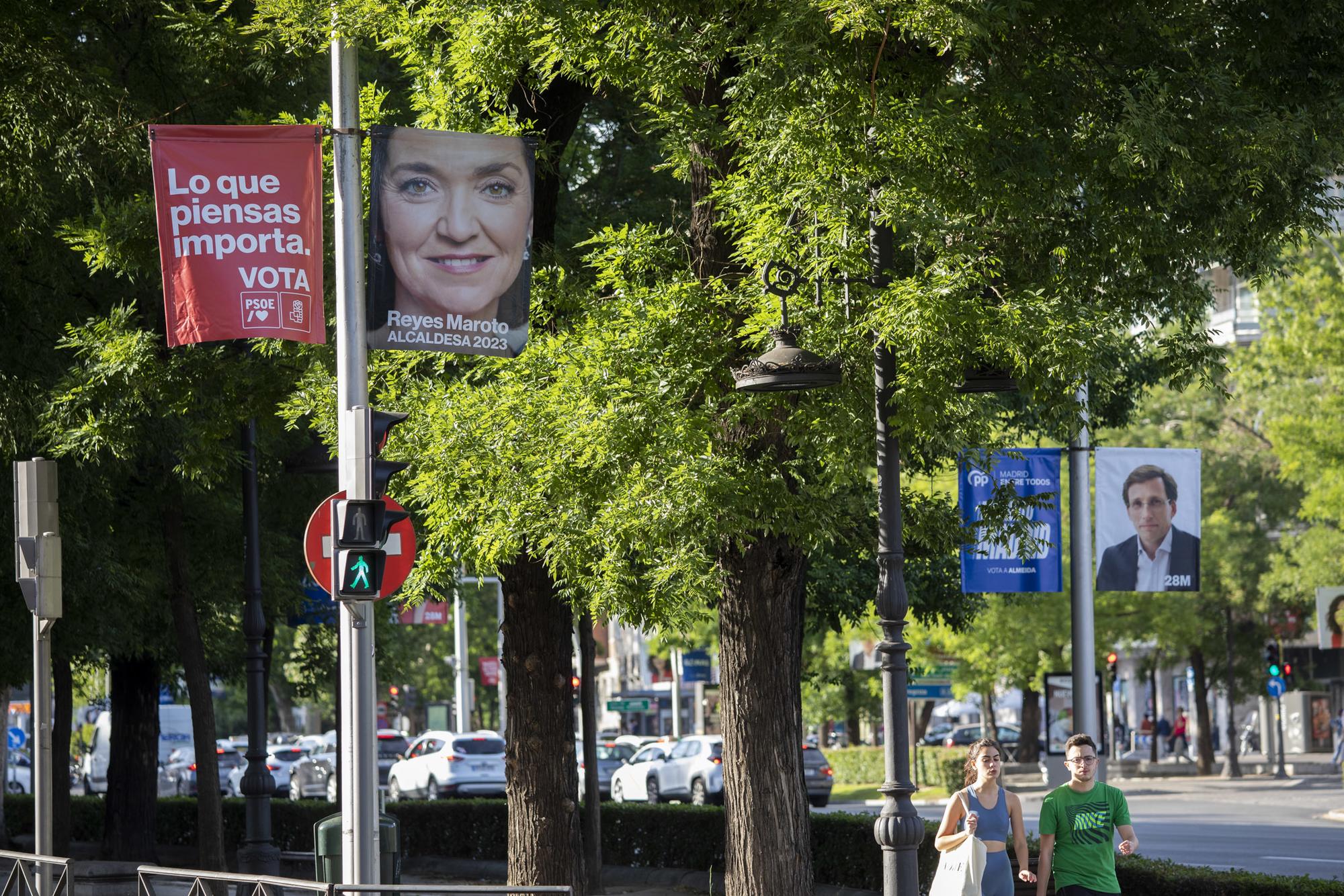 Carteles electorales PP PSOE Castellana - 5