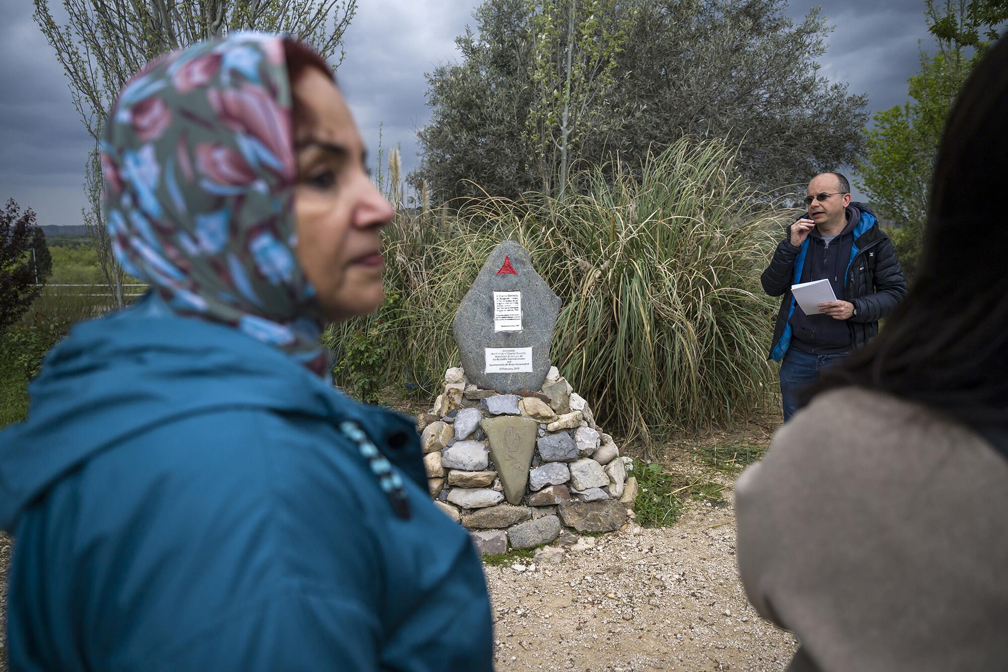 Brigas Internacionales Left - 9