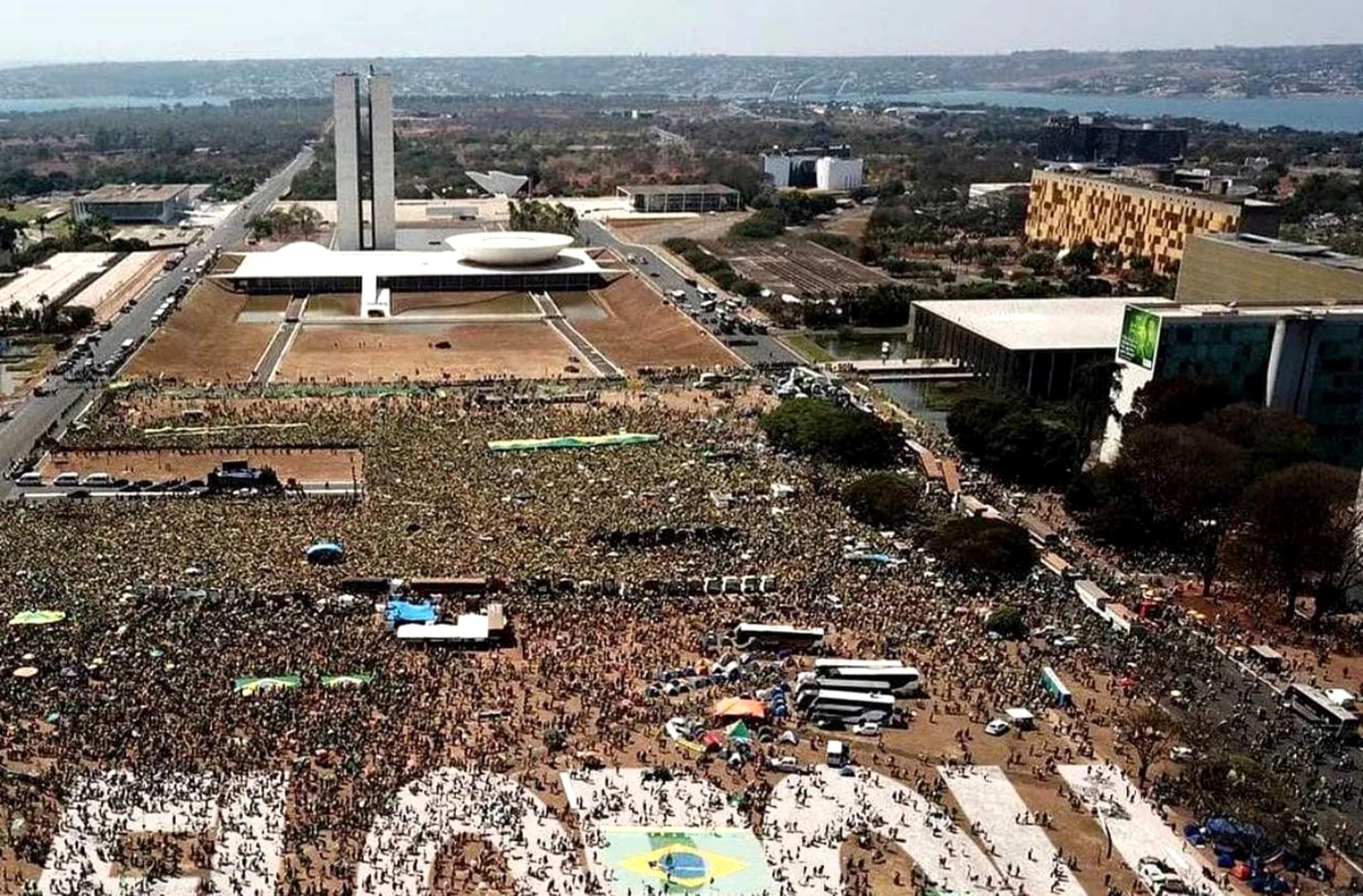 Protesta indígena en Brasilia contra las políticas genocidas del presidente Jair Bolsonaro.