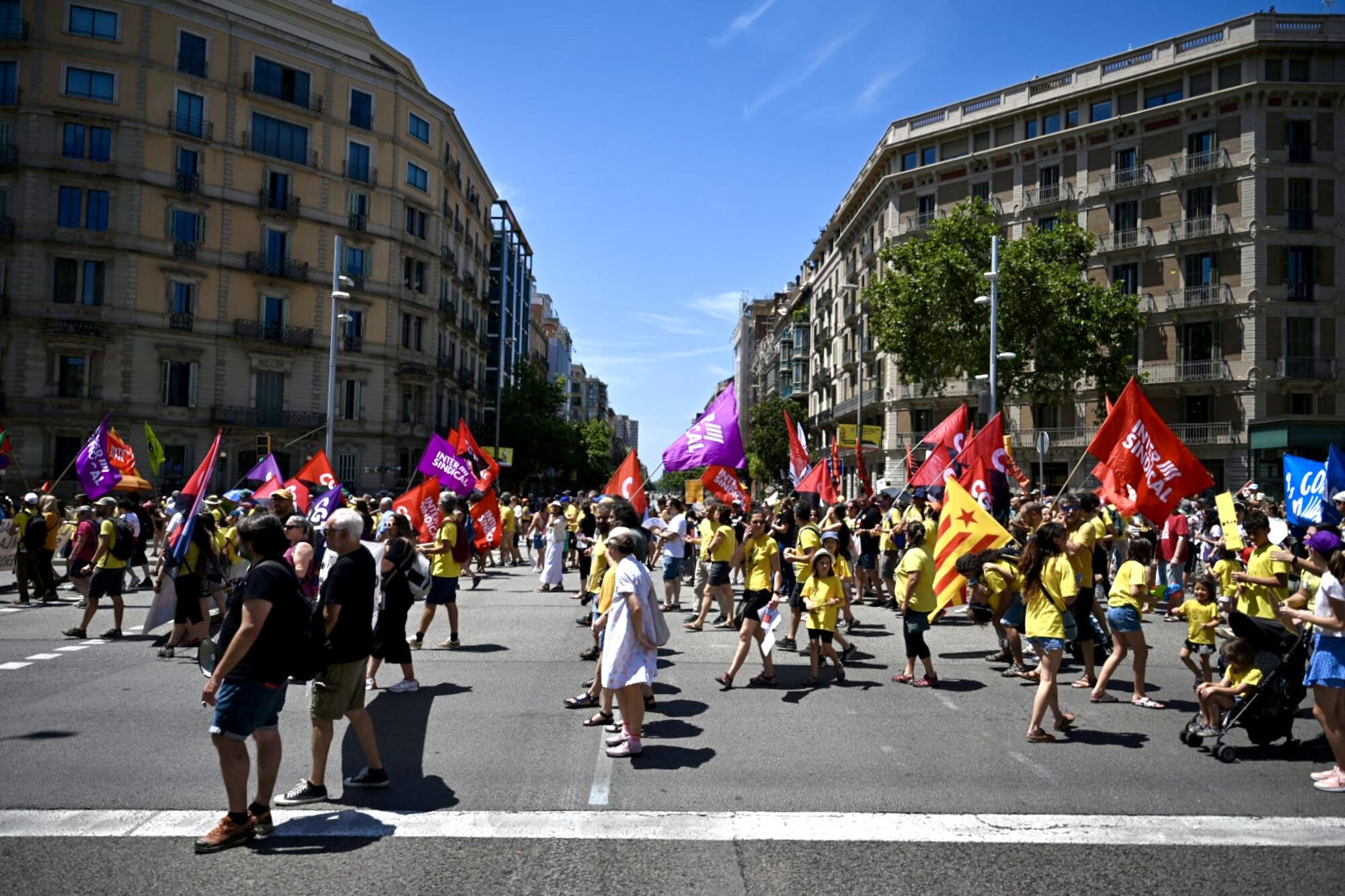 Manifestación comunidad educativa en Barcelon del 14 de junio 2026 - 8