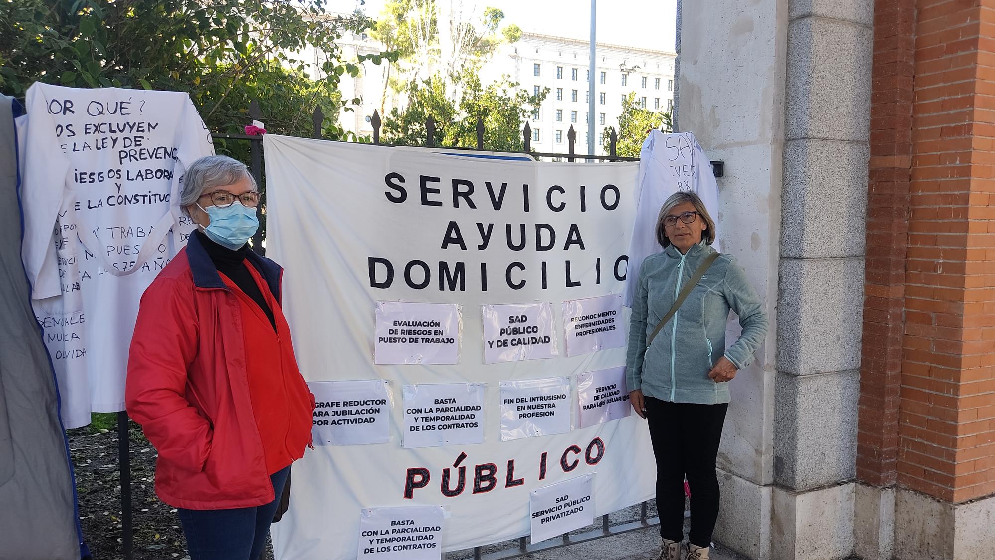 Protesta de las cuidadoras a docilio 2