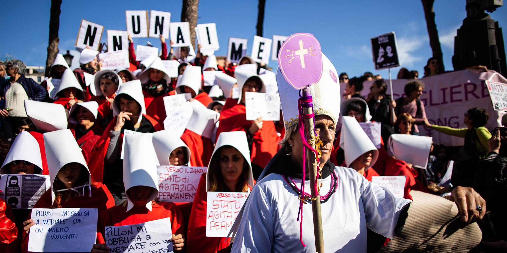 Verona. El cuento de la criada. Feminismo