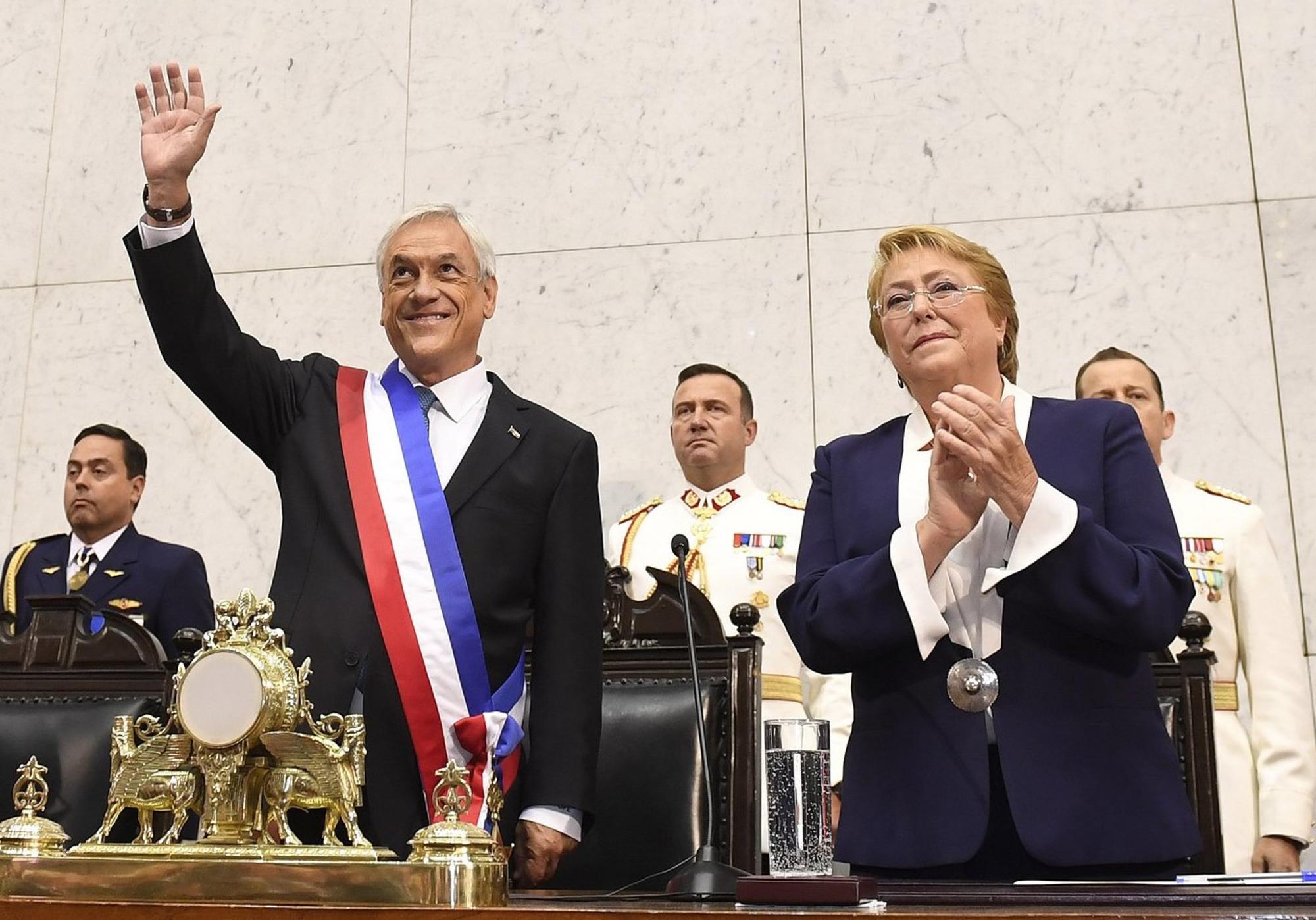Sebastián Piñera asume como presidente de Chile y da inicio a su segundo mandato.
