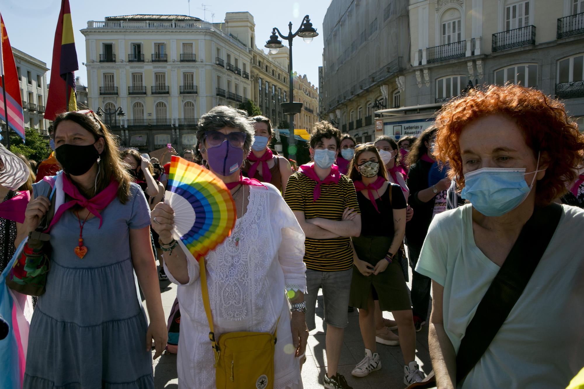 Familias Trans Aliadas se concentran en Sol para pedir una Ley Estatal