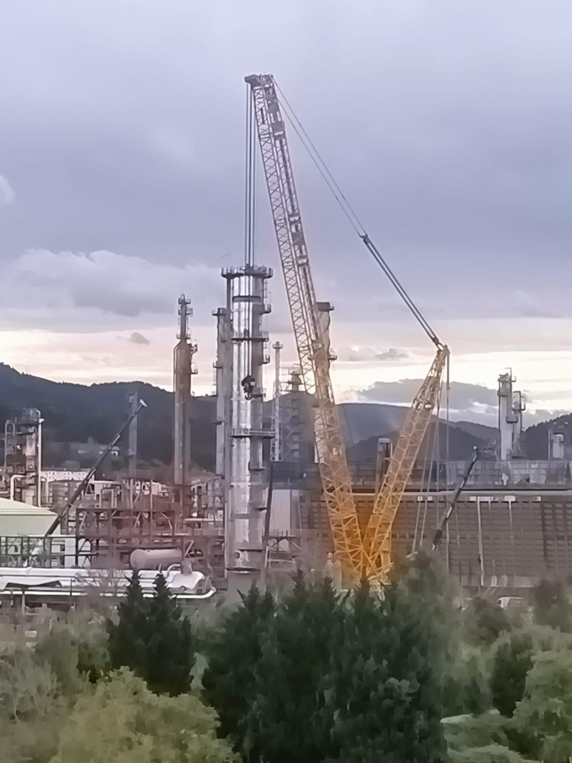 Petronor instalación torre propileno