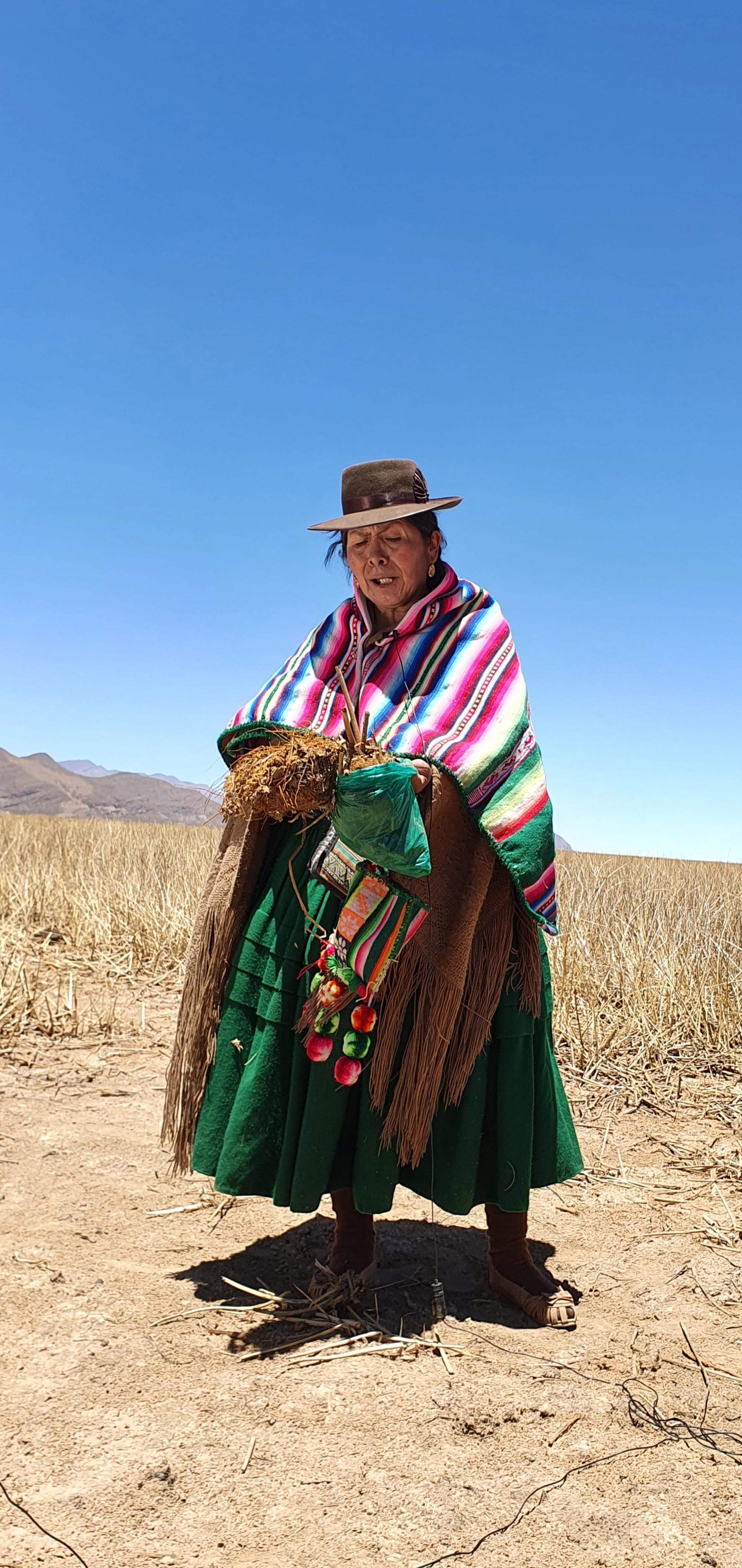 Mujer quechua, comunidad San Agustín de Puñaca