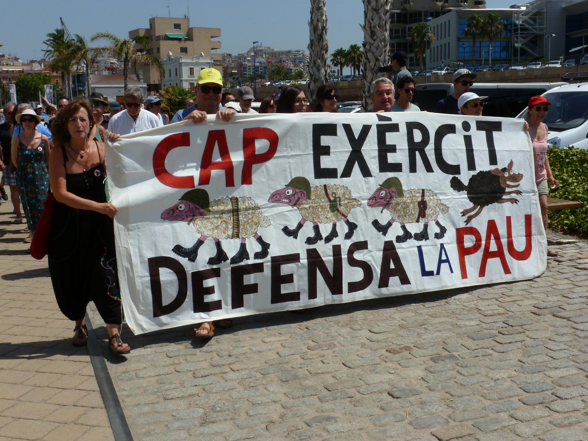 Marcha antimilitarista en Tarragona