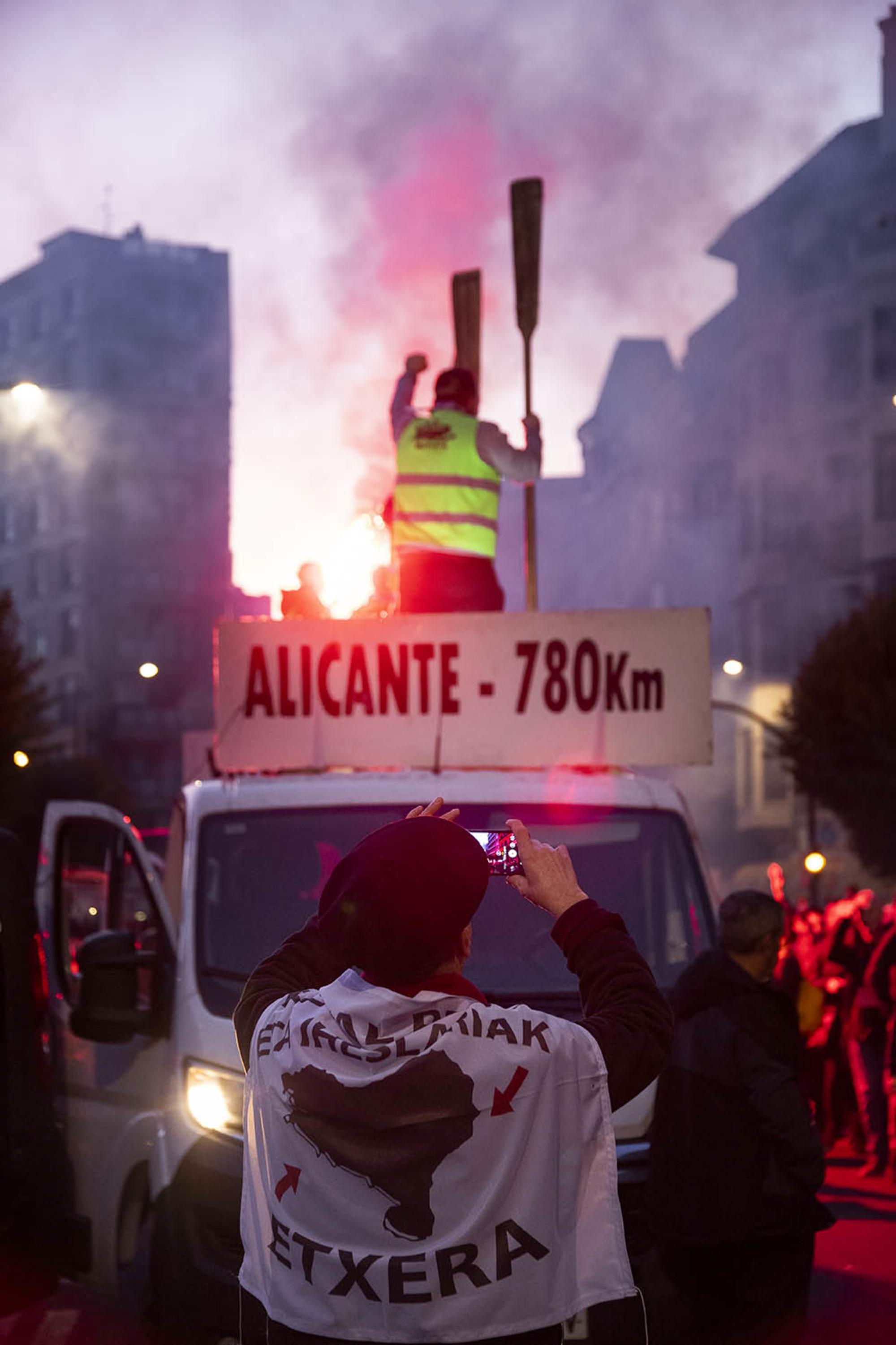 Movimiento contra la dispersión de presos de ETA. - 13