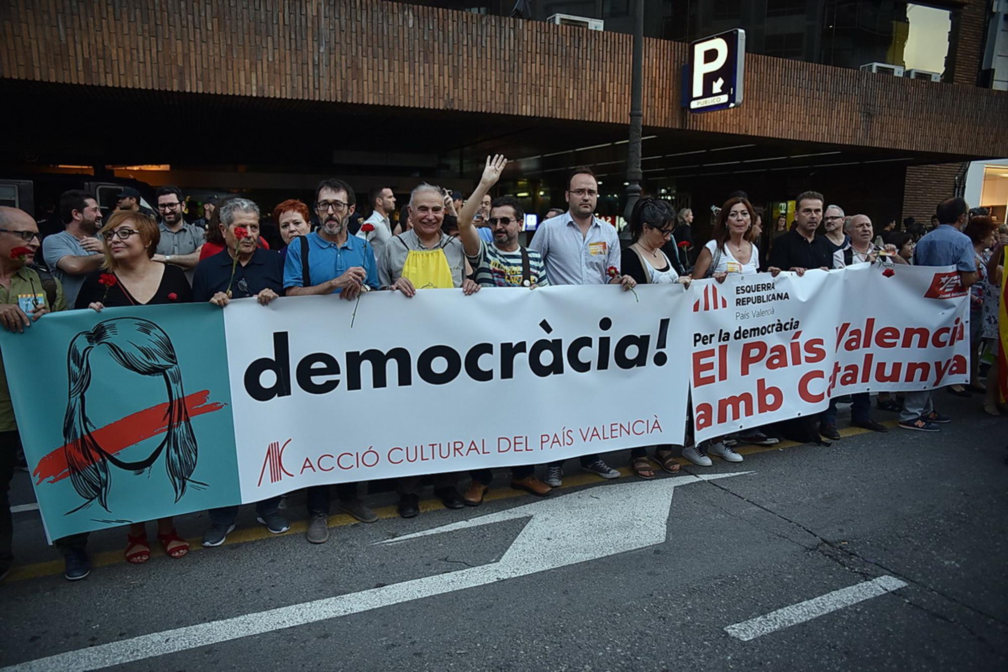 pancarta ACPV apoyo Catalunya