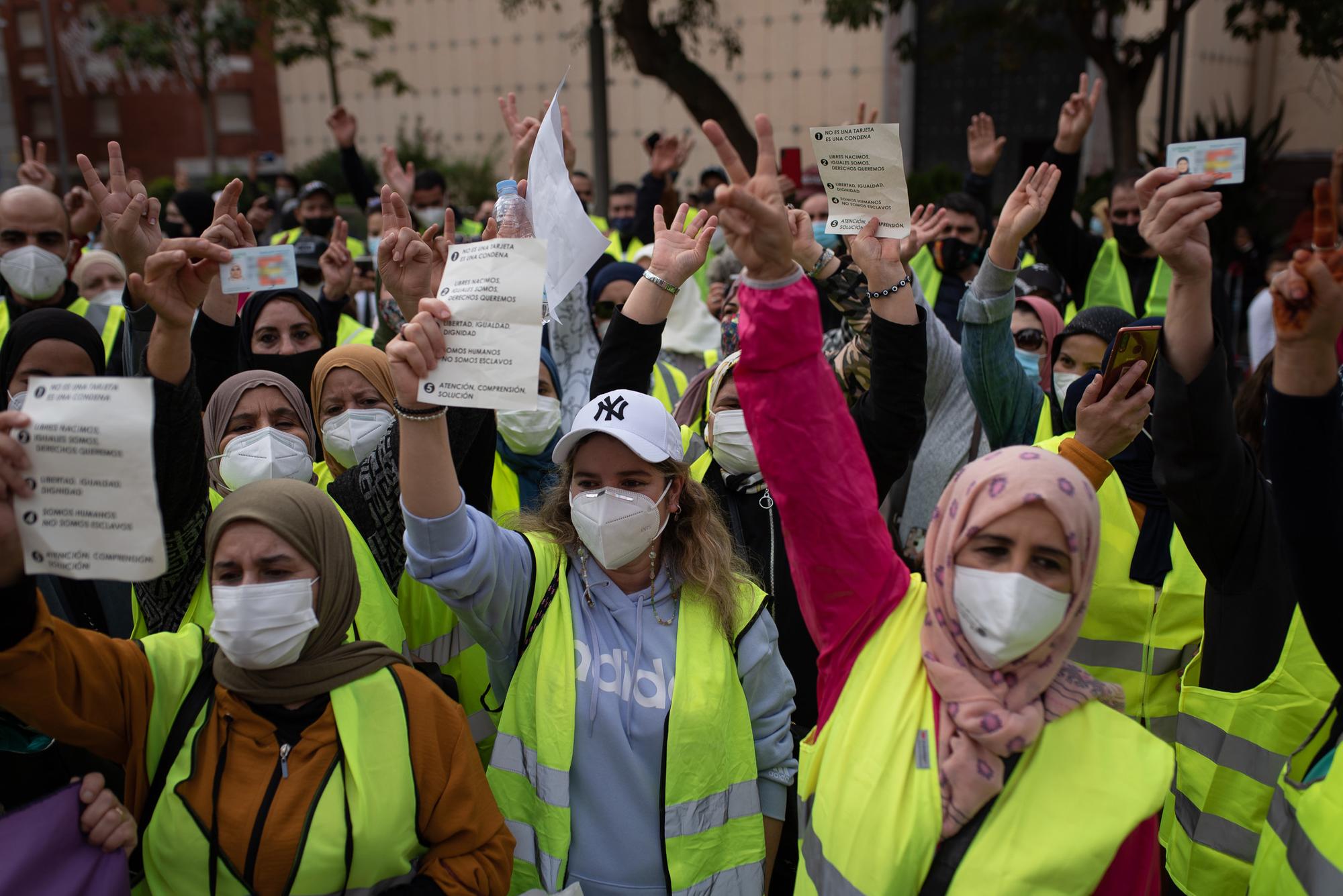 Caravana feminista trabajadoras transfronterizas Ceuta 2021 01