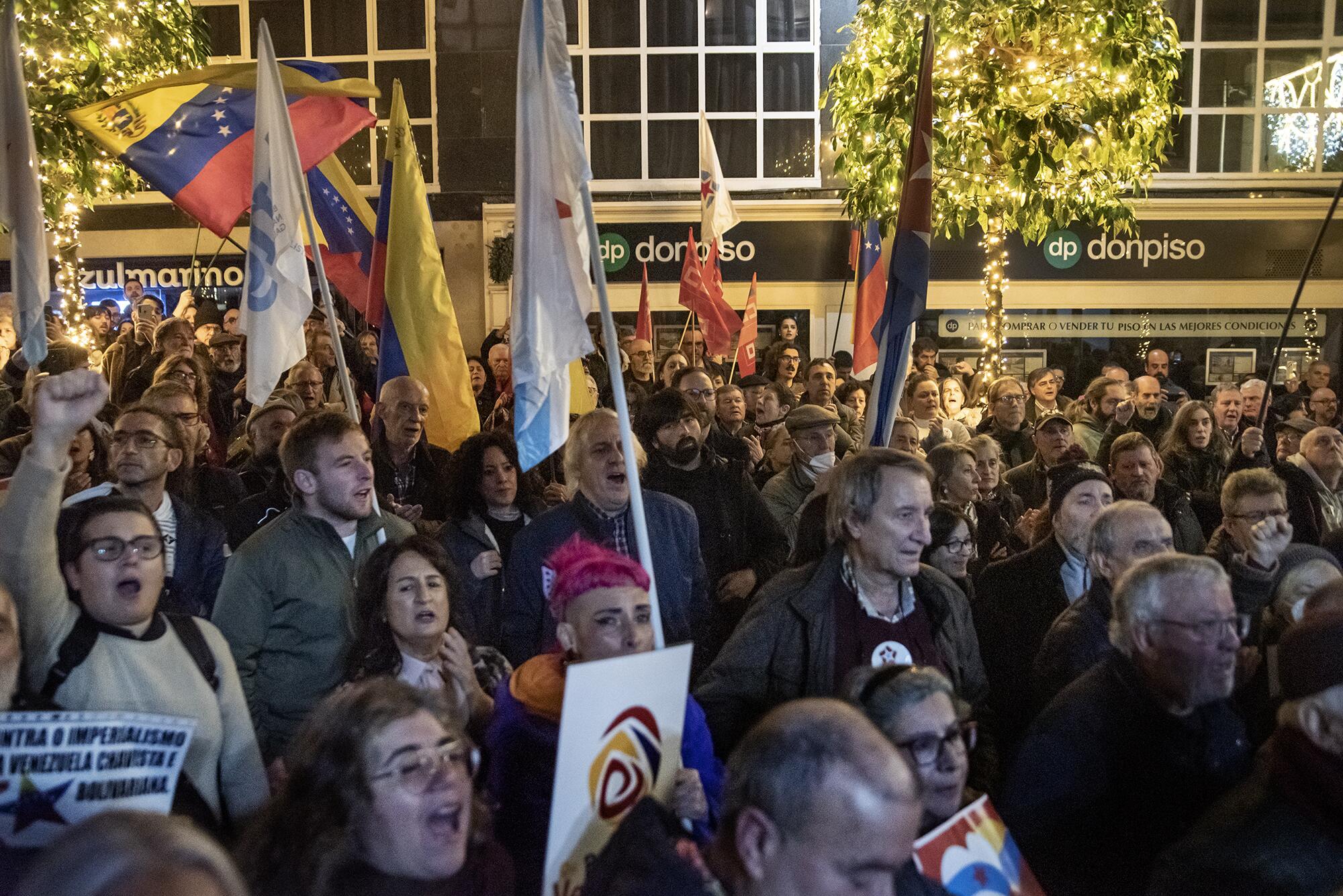 Manifestación por Venezuela Vigo 3/01/26 - 17