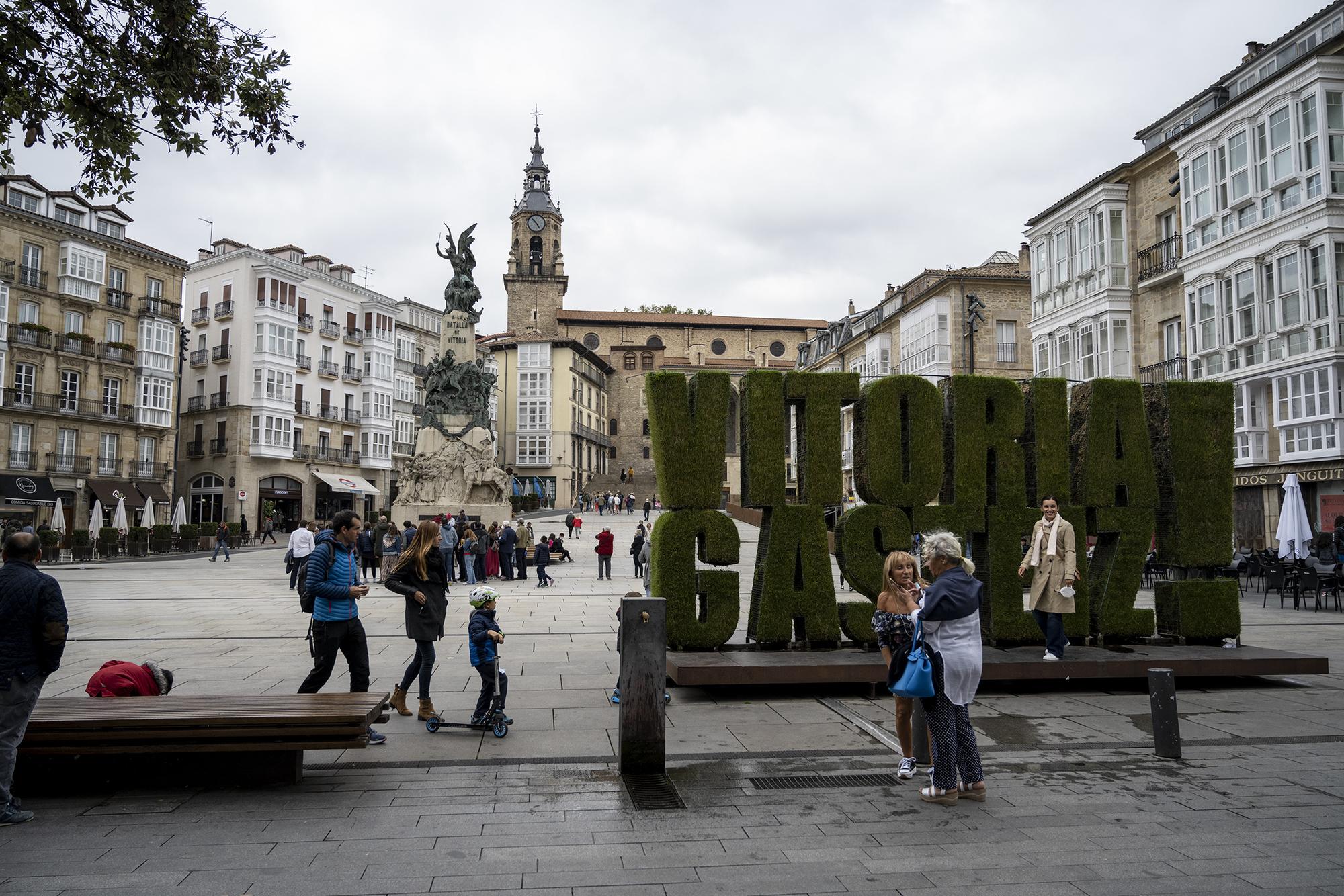 Plaza de la Virgen Blanca Vitoria