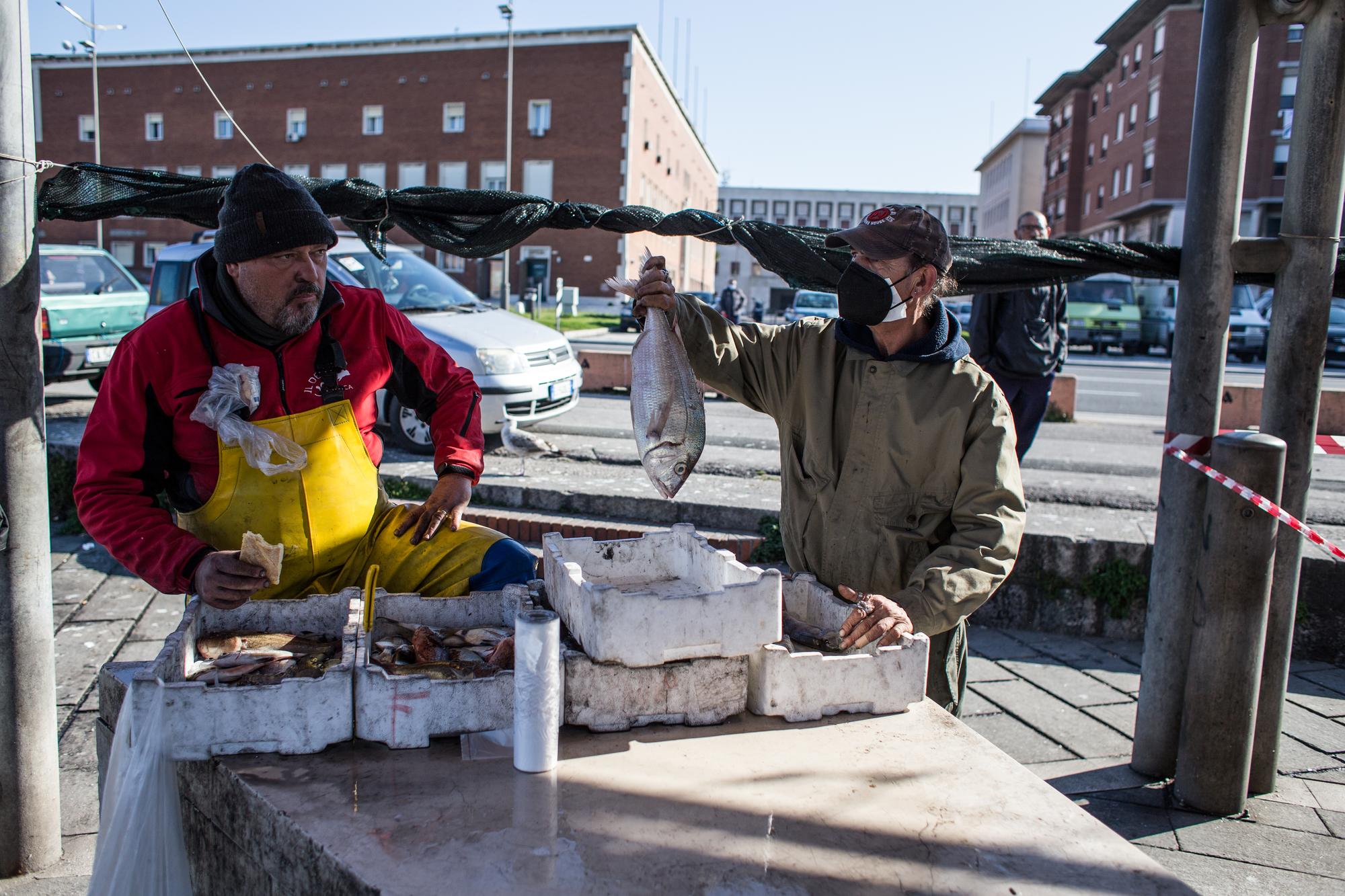 pescadores livorno coronavirus