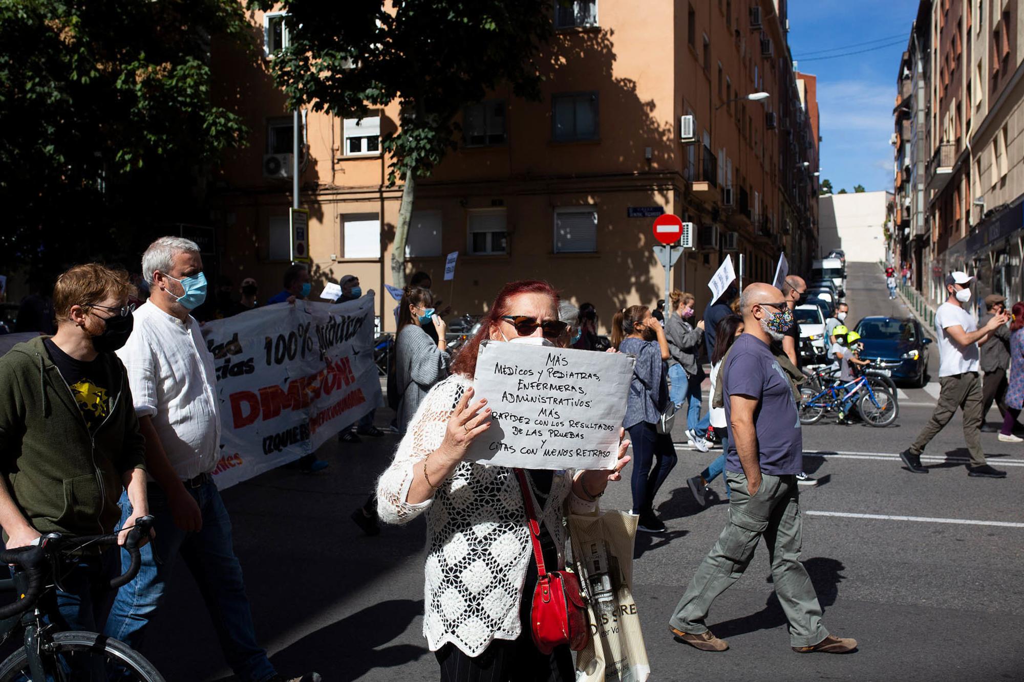 Manifestación contra la "segregación de clase" en Carabanchel, el domingo 27 de septiembre de 2020. - 16