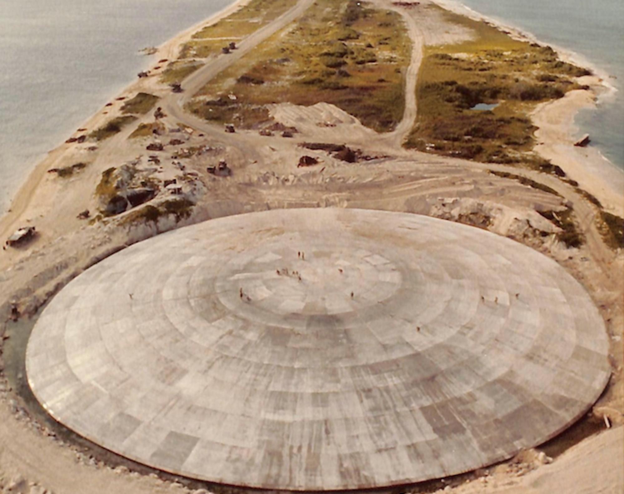 El cementerio nuclear Runit Dome puede acabar dentro de poco bajo el agua debido al cambio climático. Fuente: Beyond Nuclear International