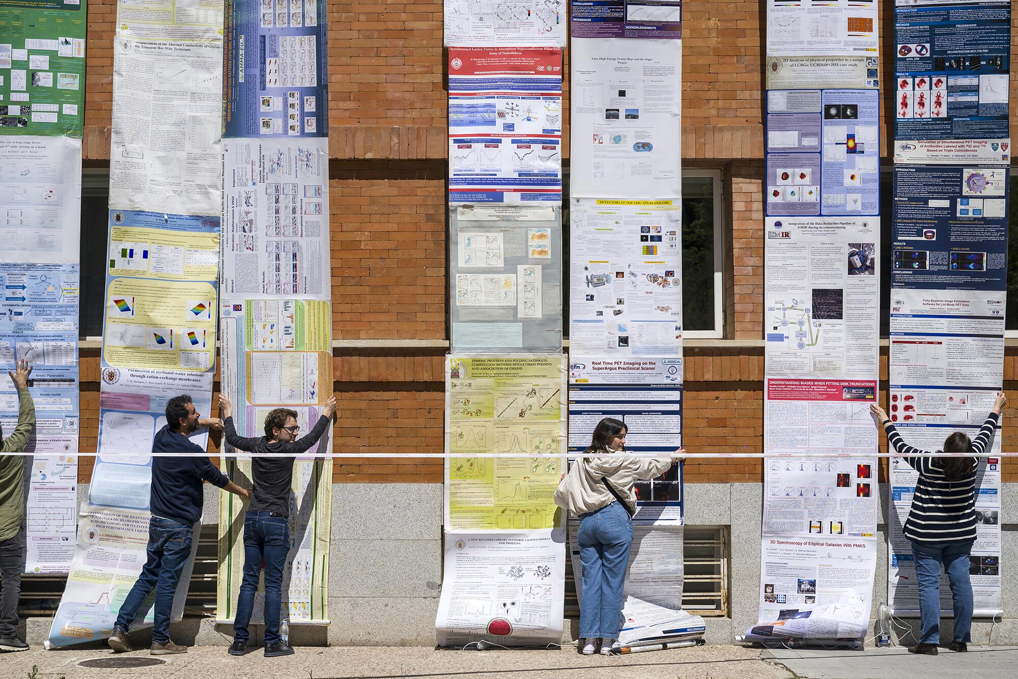 Pancarta Físicas Universidad - 9