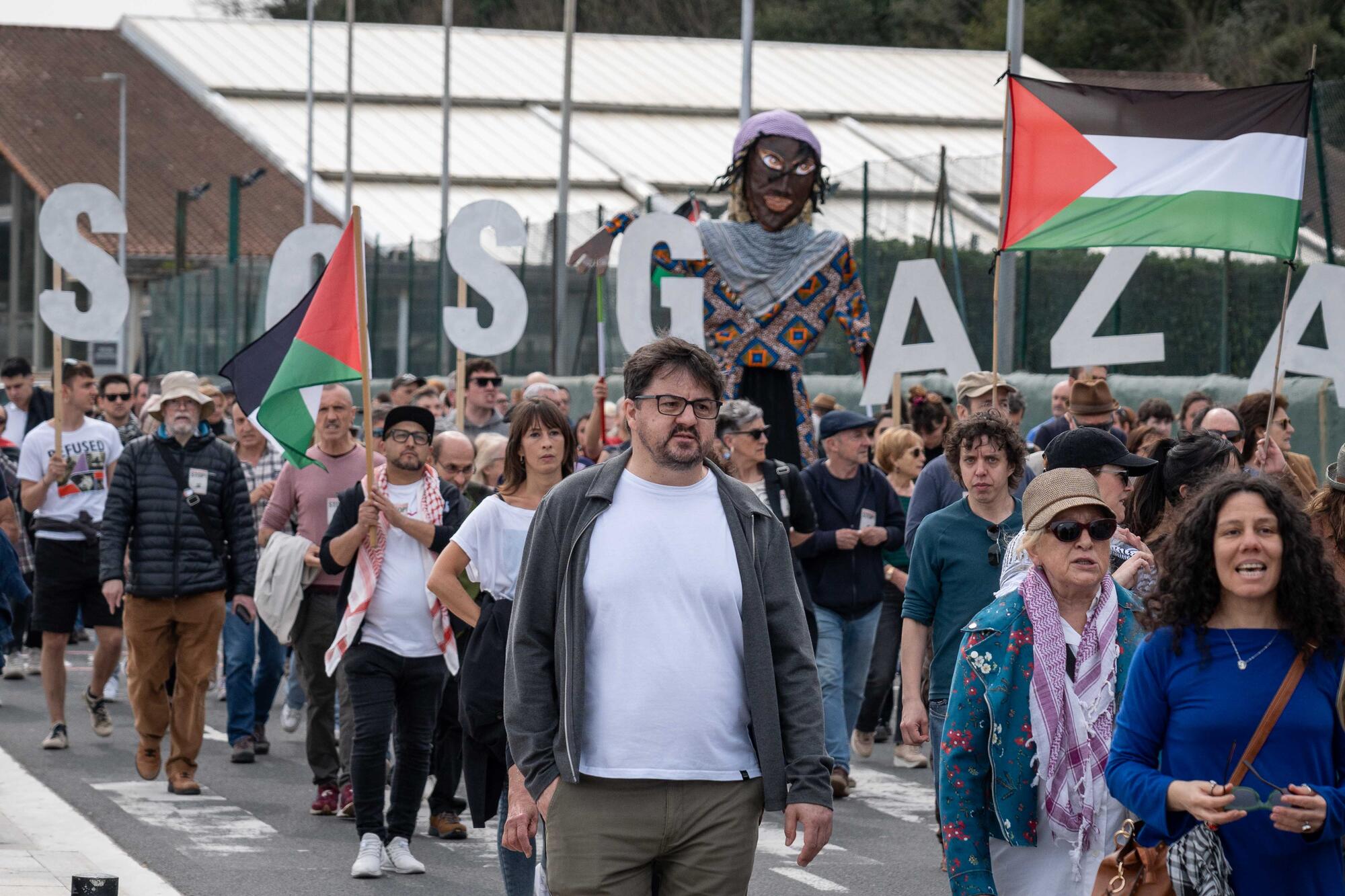 Manifestación en Donostia contra el genocidio de Israel en Palestina - 9