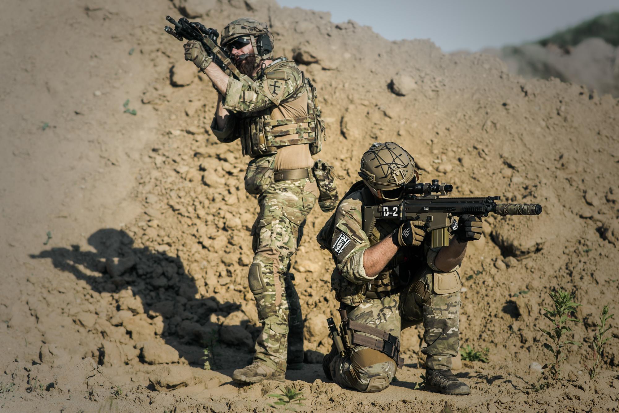militares
