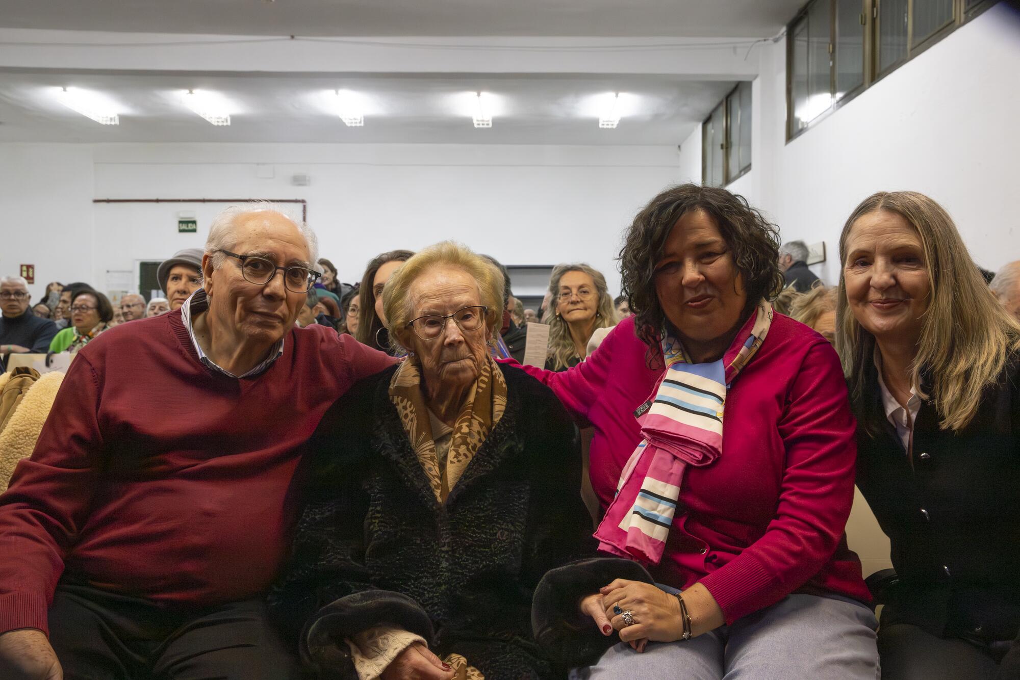 Entrega restos de Carmen Rodríguez Parra, José Raya Hurtado, Francisco Soriano López y José García Esteban en Víznar, Granada - 19