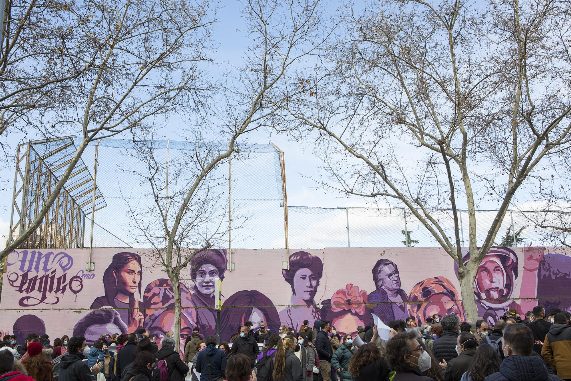 Concentración frente al mural feminista de La Concepción en protesta por su eliminación a propuesta de Vox. - 6