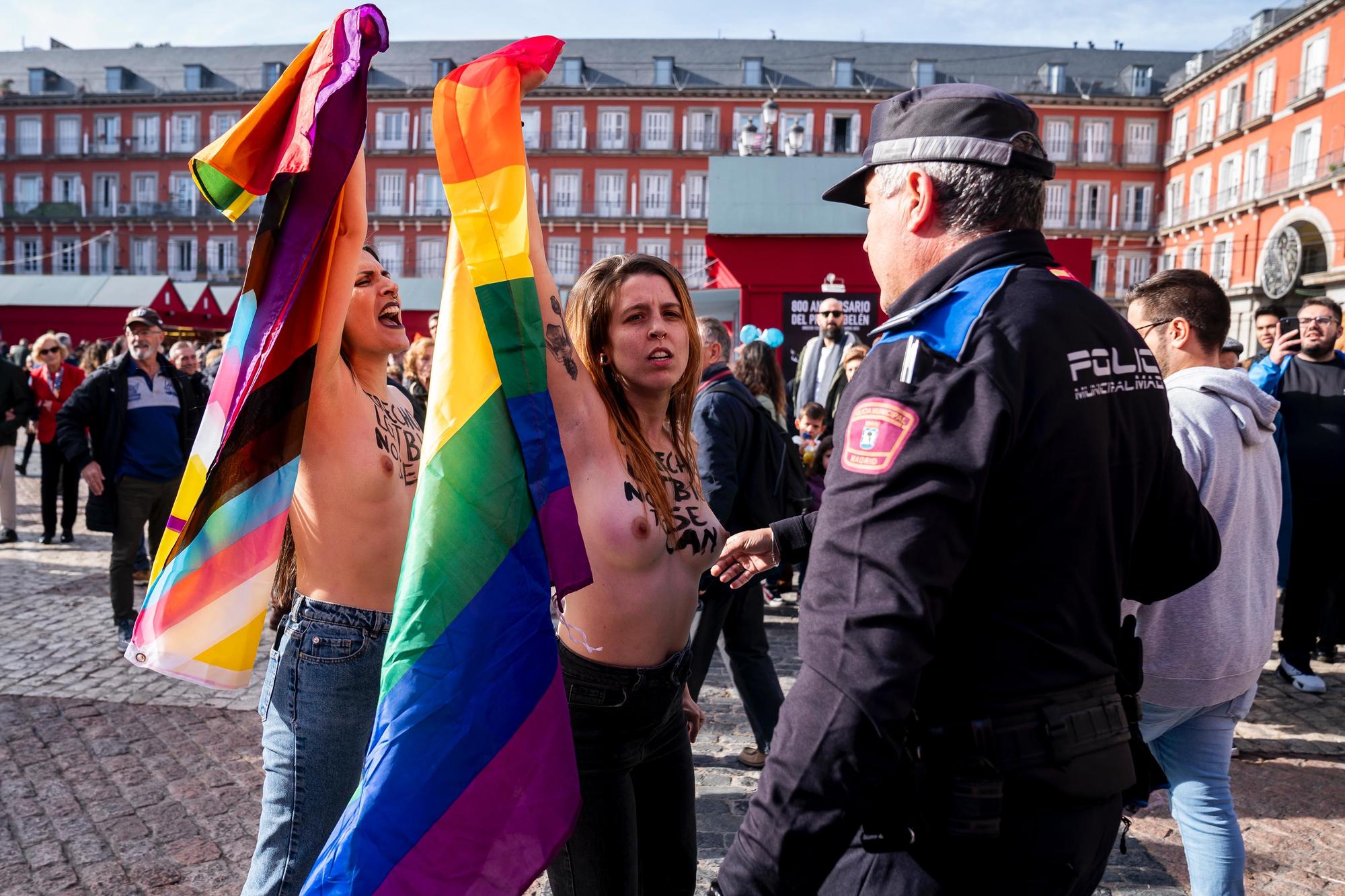 Femen Plaza Mayor