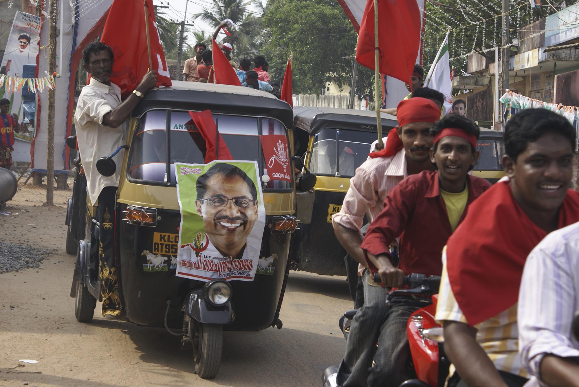 Simpatizantes del Partido Comunista en Kerala, India